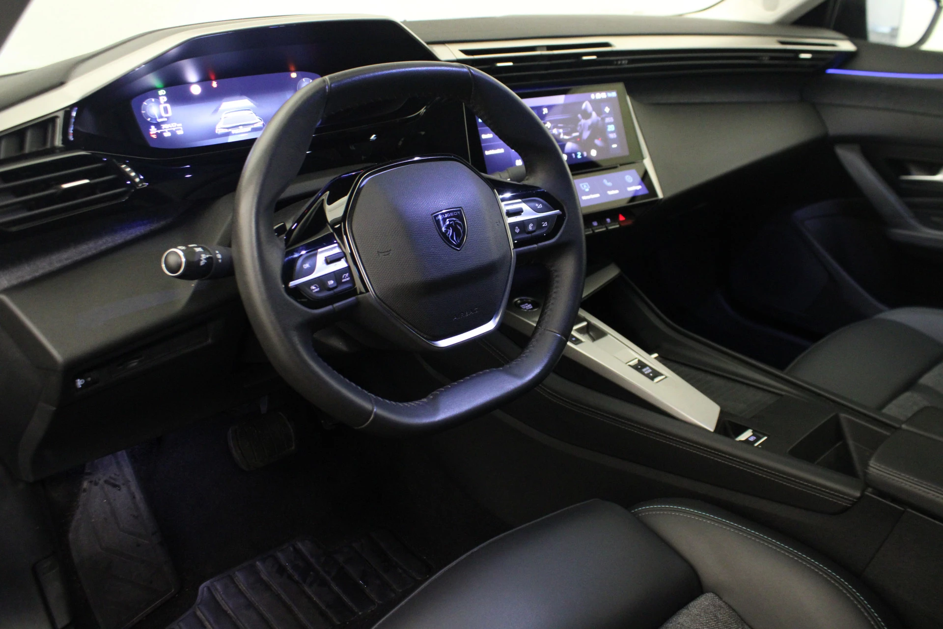 Hoofdafbeelding Peugeot 408