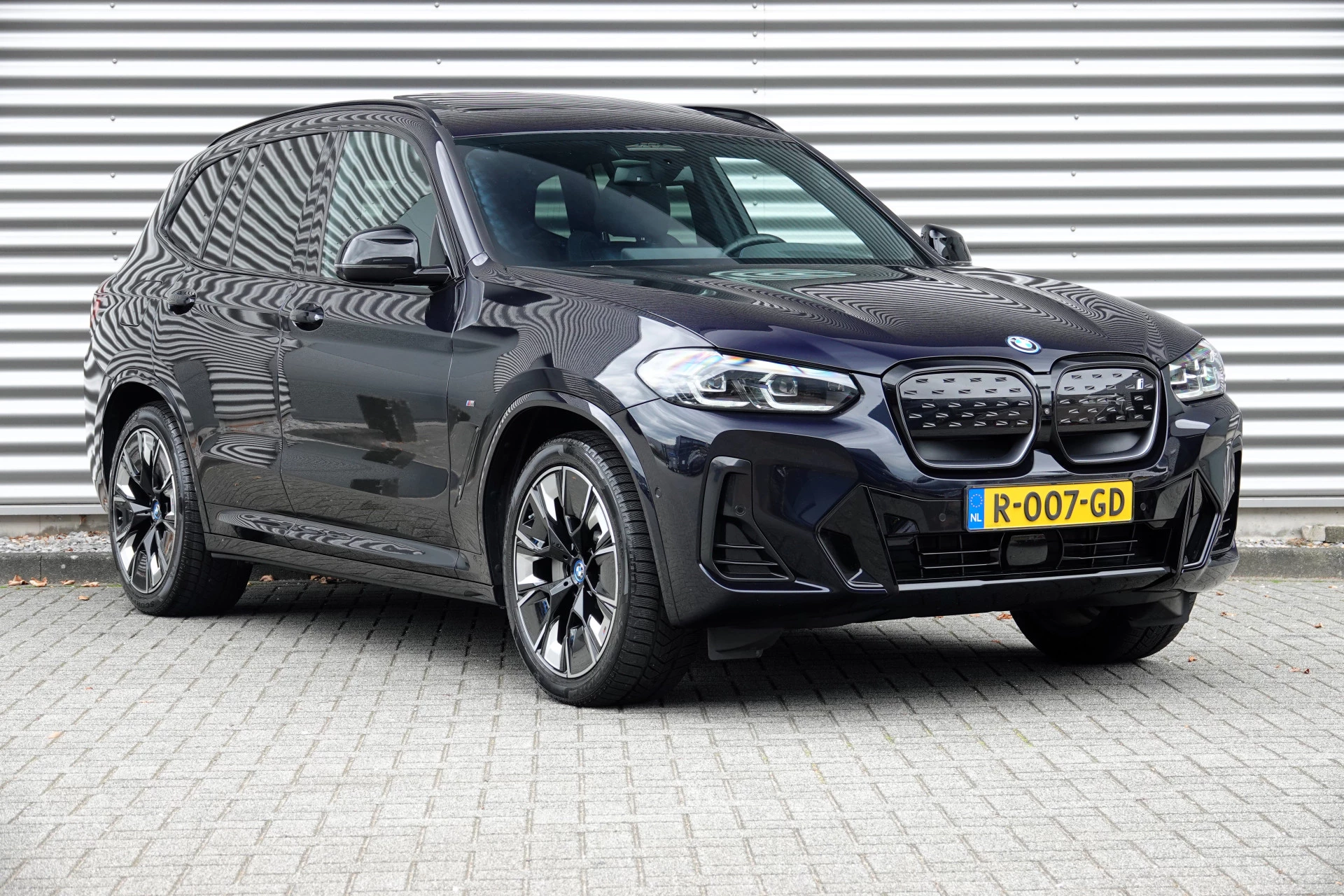 Hoofdafbeelding BMW iX3