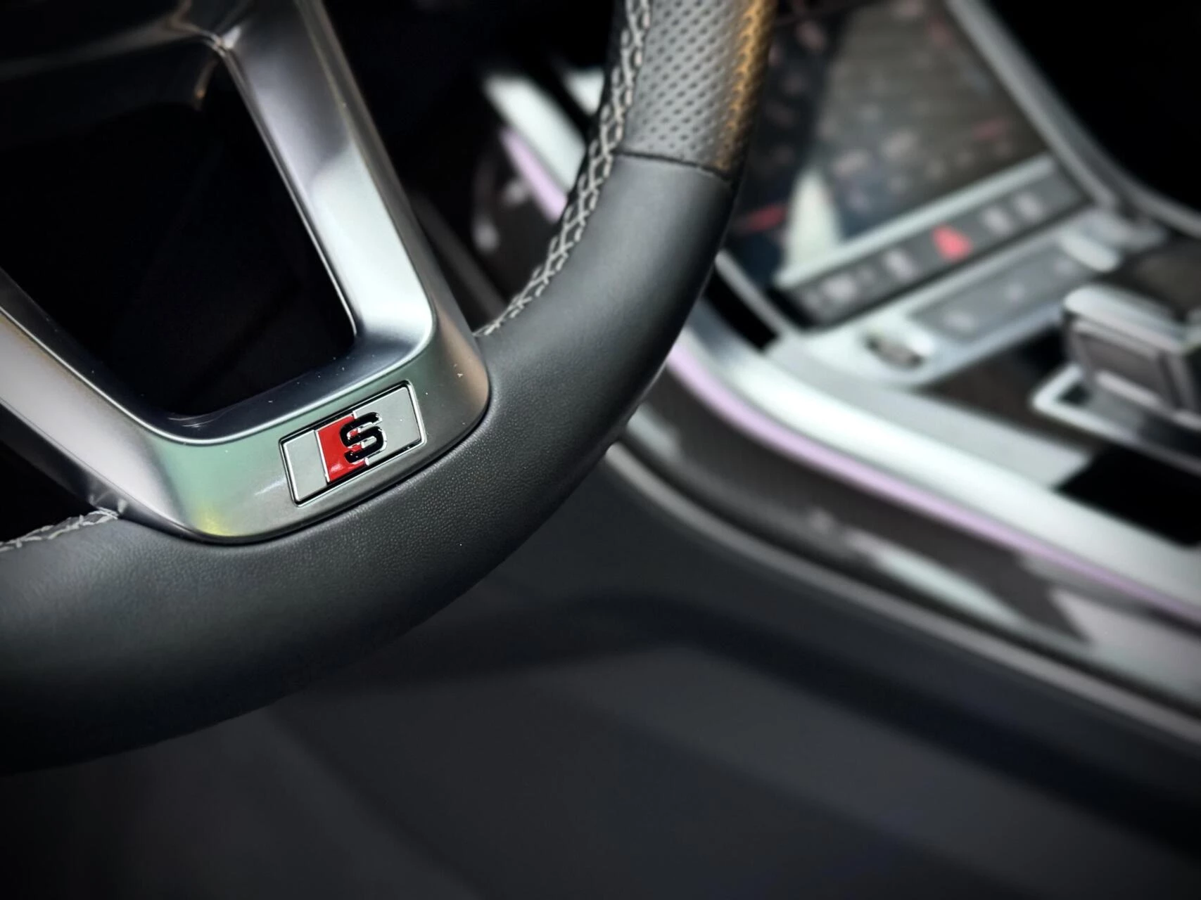 Hoofdafbeelding Audi Q8