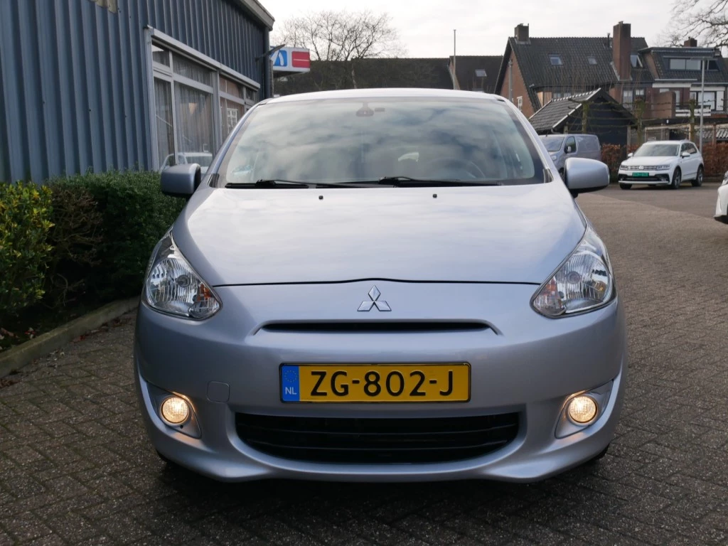 Hoofdafbeelding Mitsubishi Space Star