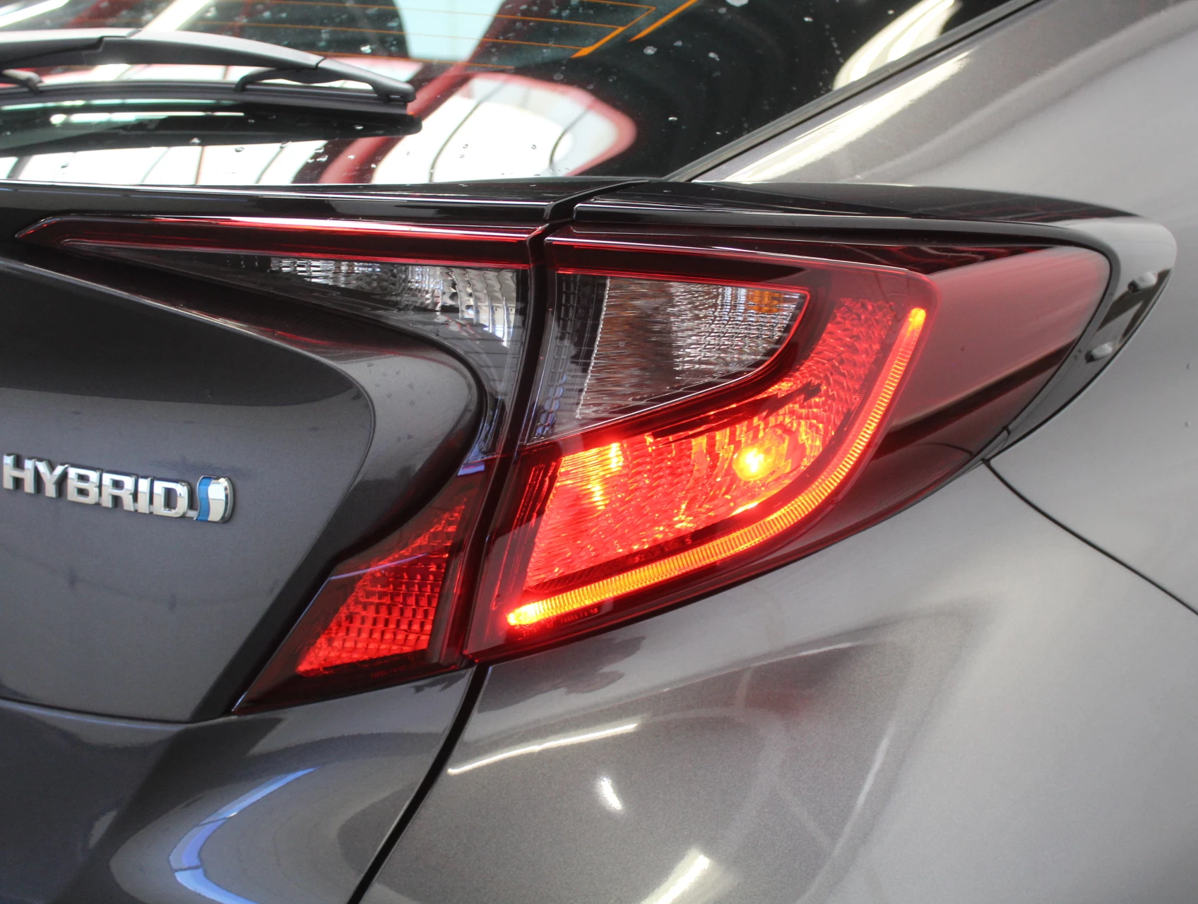 Hoofdafbeelding Toyota C-HR