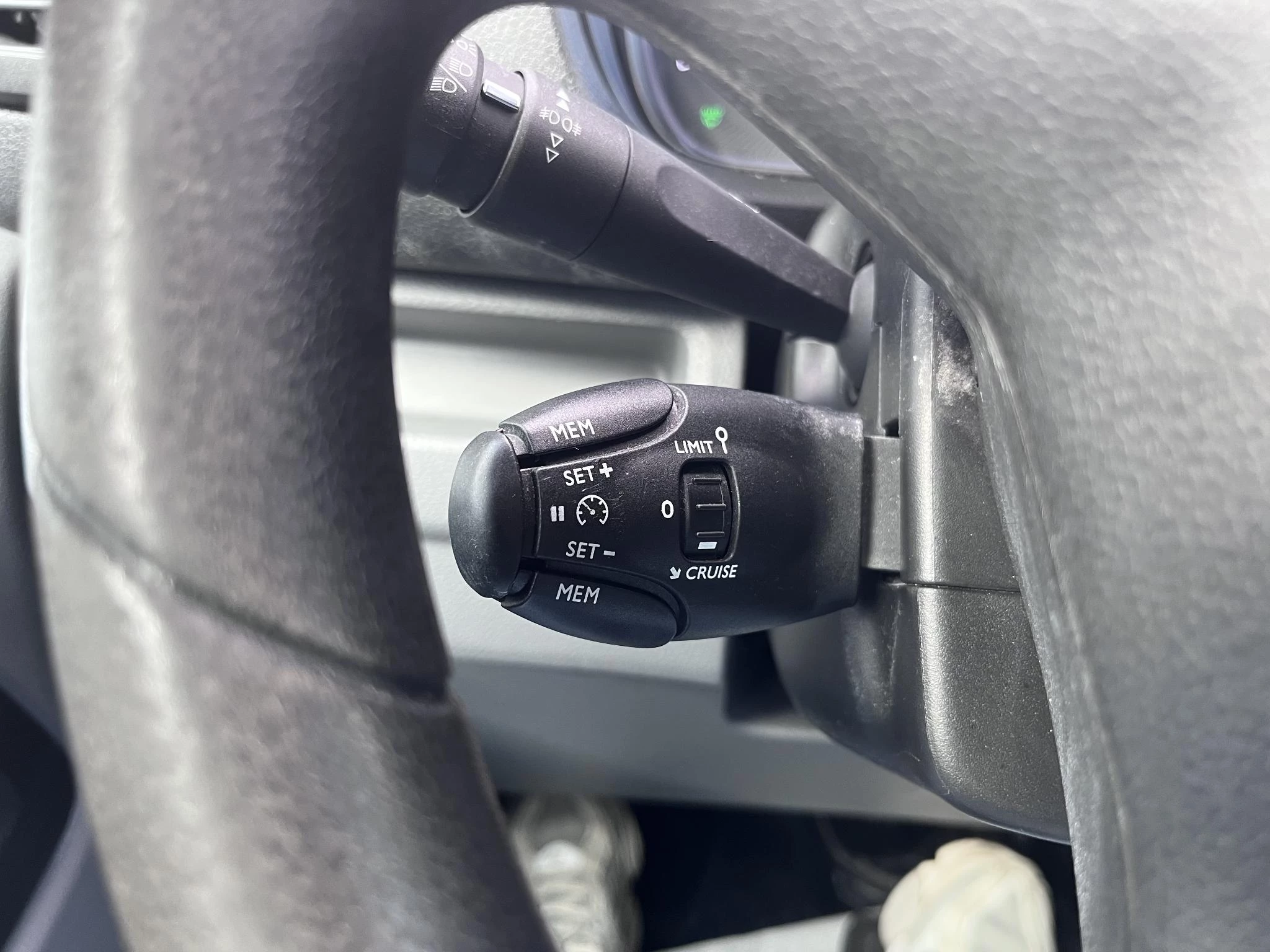 Hoofdafbeelding Peugeot e-Expert