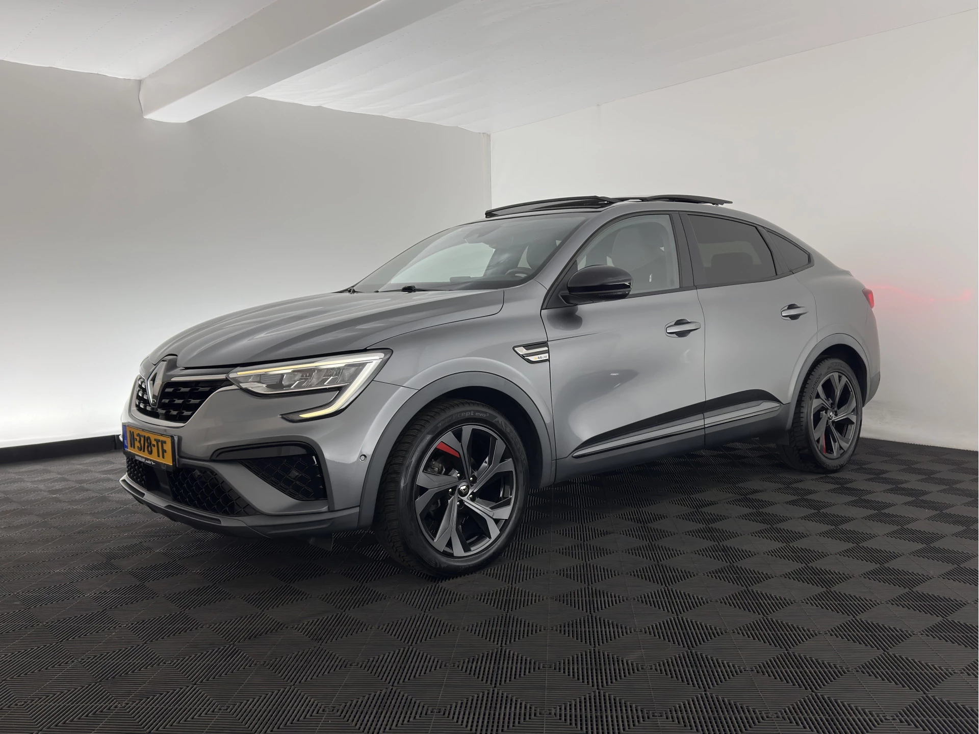 Hoofdafbeelding Renault Arkana