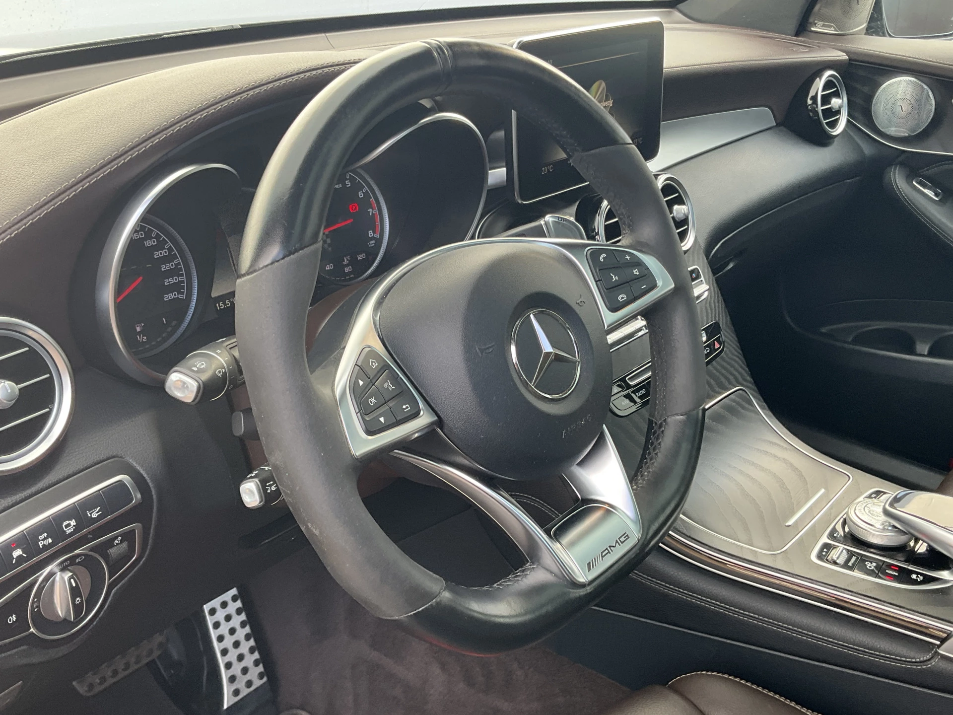 Hoofdafbeelding Mercedes-Benz GLC