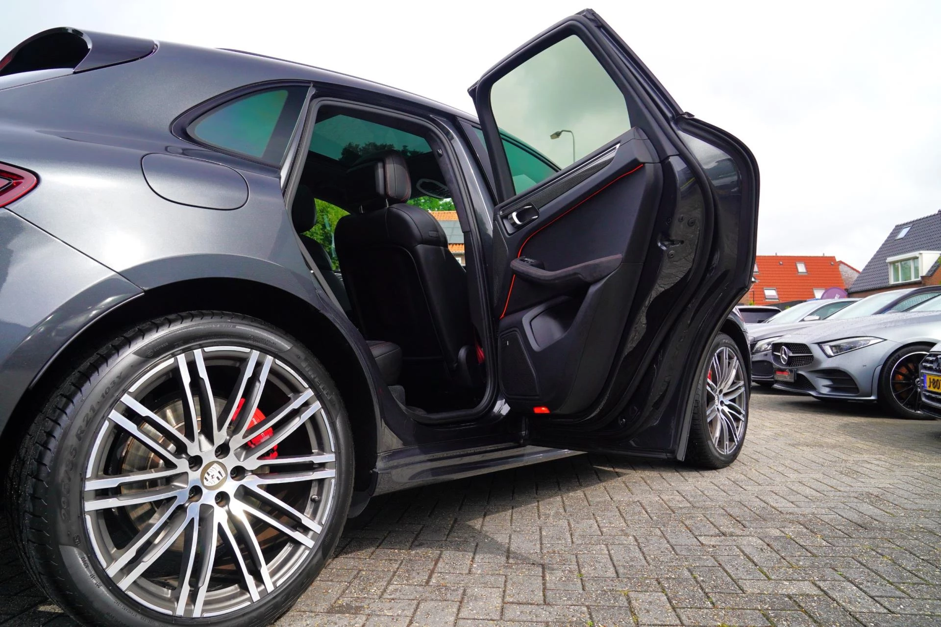 Hoofdafbeelding Porsche Macan