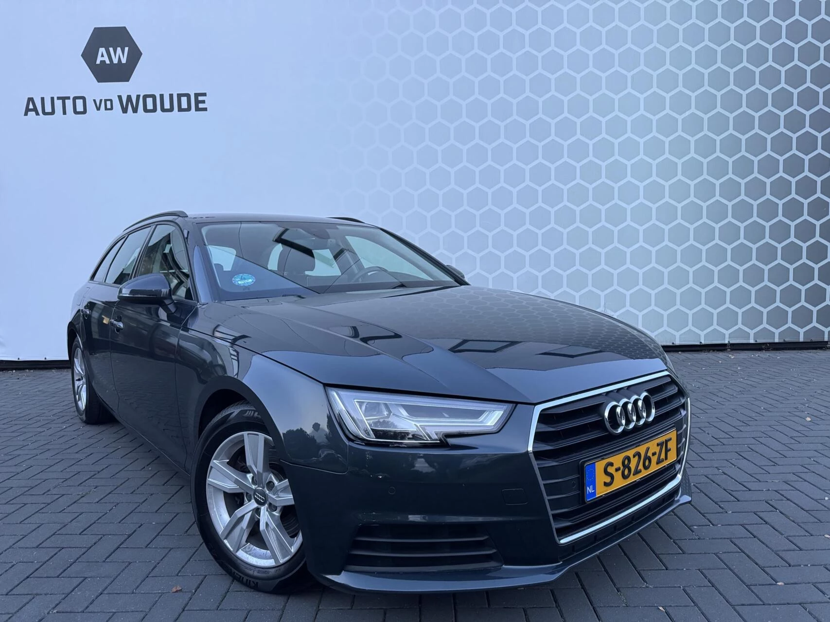 Hoofdafbeelding Audi A4