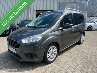Ford TOURNEO COURIER 1.0 74 KW TITANIUM