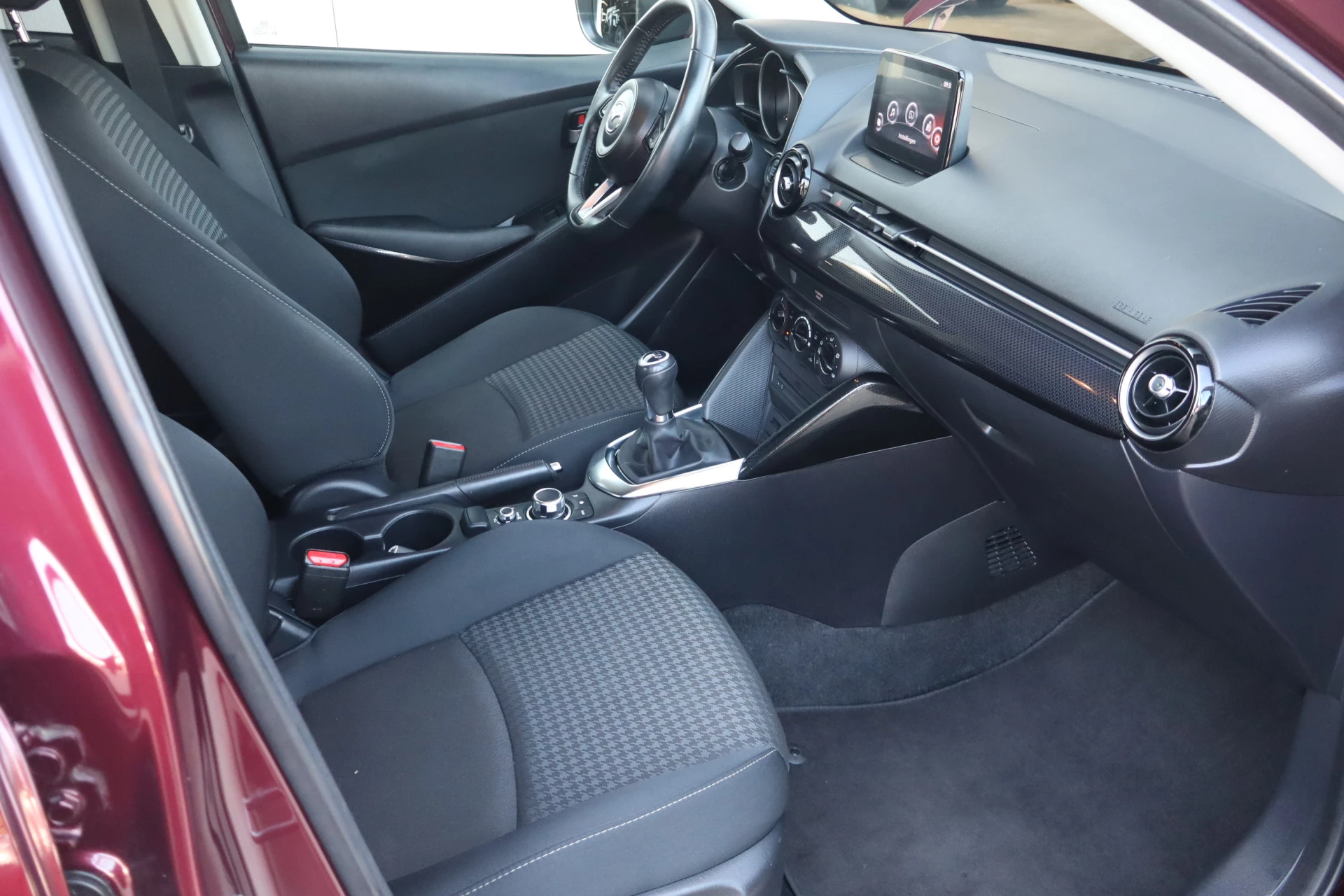 Hoofdafbeelding Mazda 2