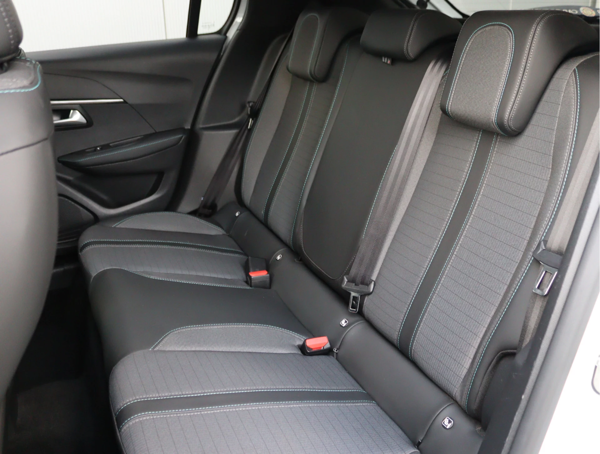 Hoofdafbeelding Peugeot e-208