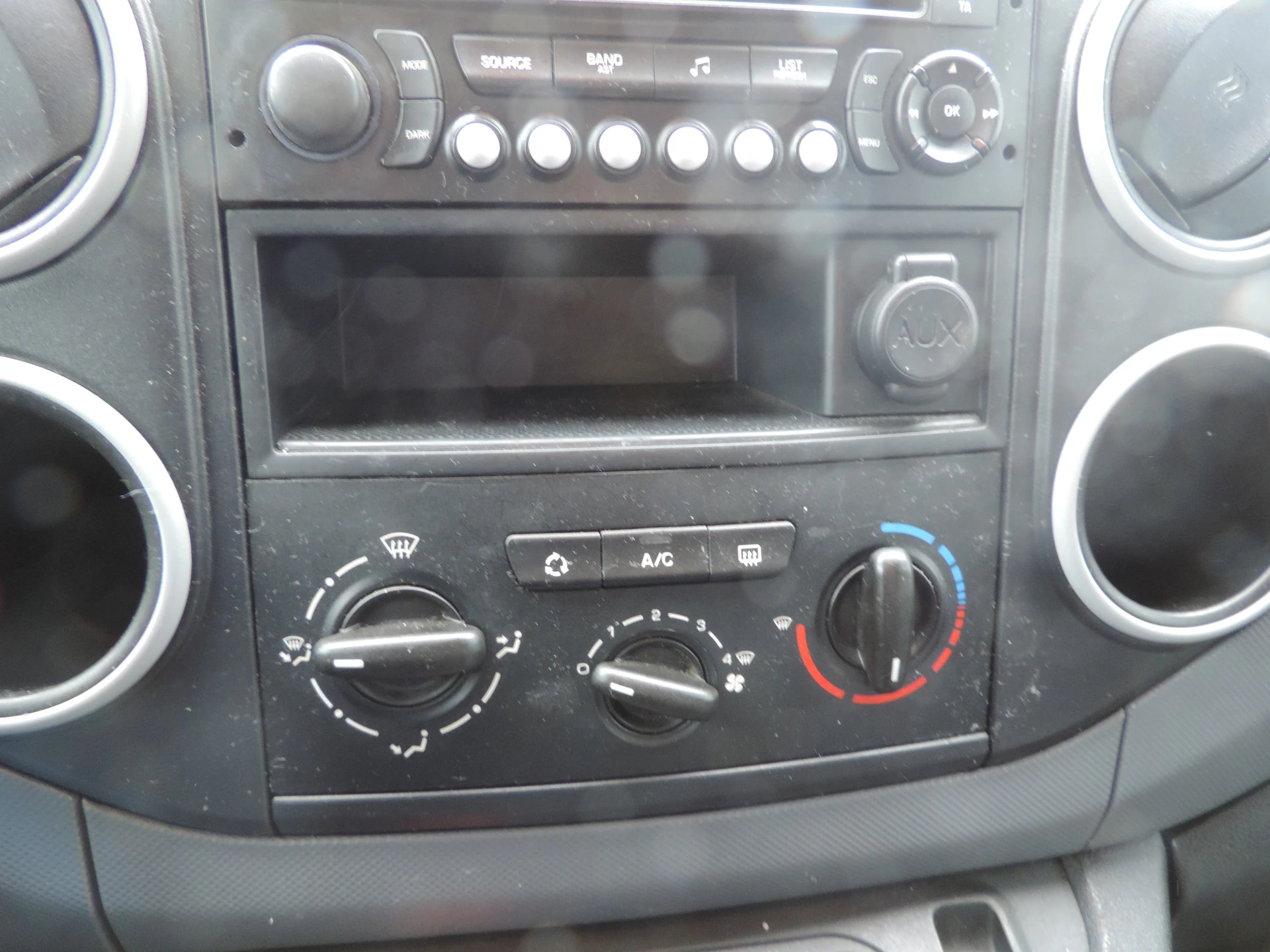 Hoofdafbeelding Peugeot Partner