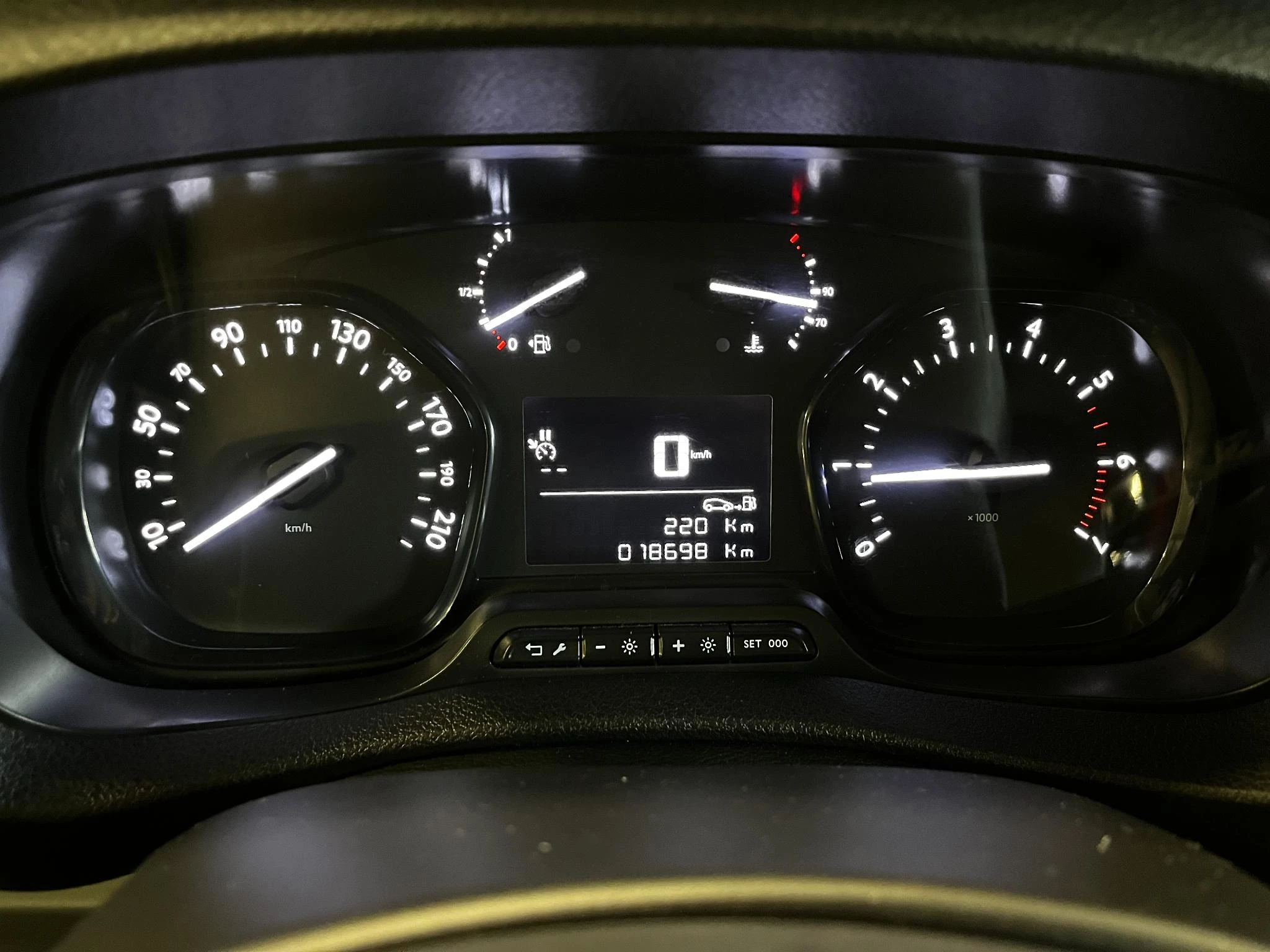 Hoofdafbeelding Peugeot Expert
