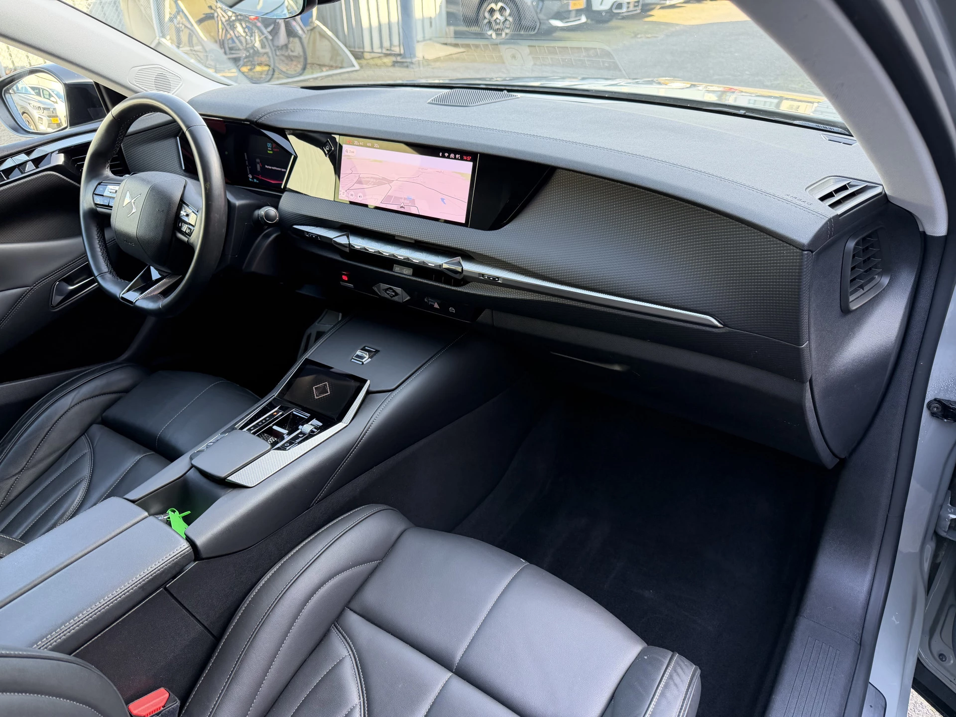 Hoofdafbeelding DS DS 4