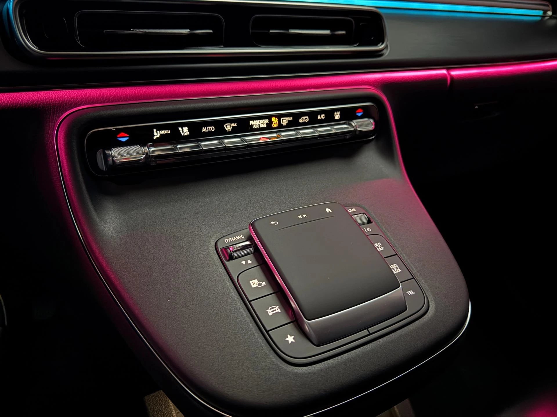 Hoofdafbeelding Mercedes-Benz EQV