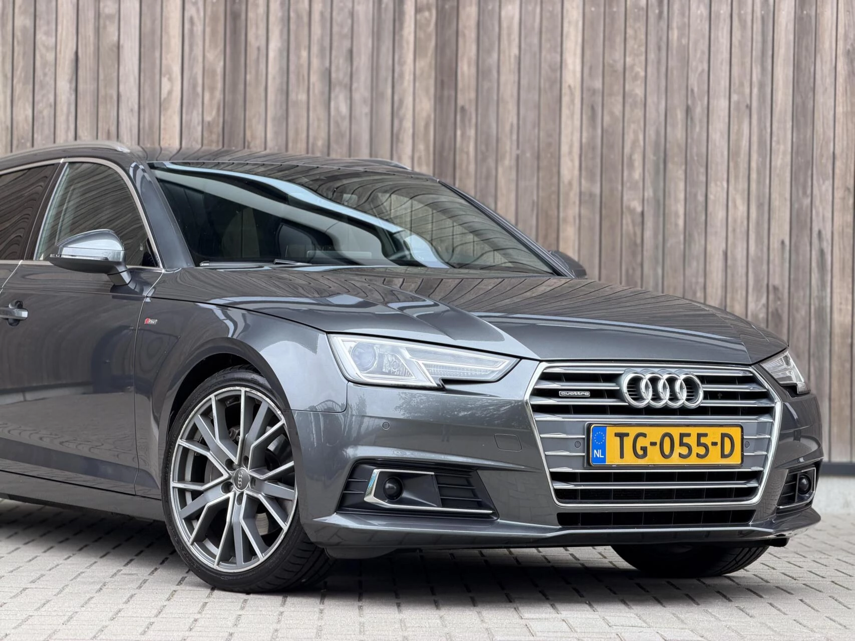 Hoofdafbeelding Audi A4