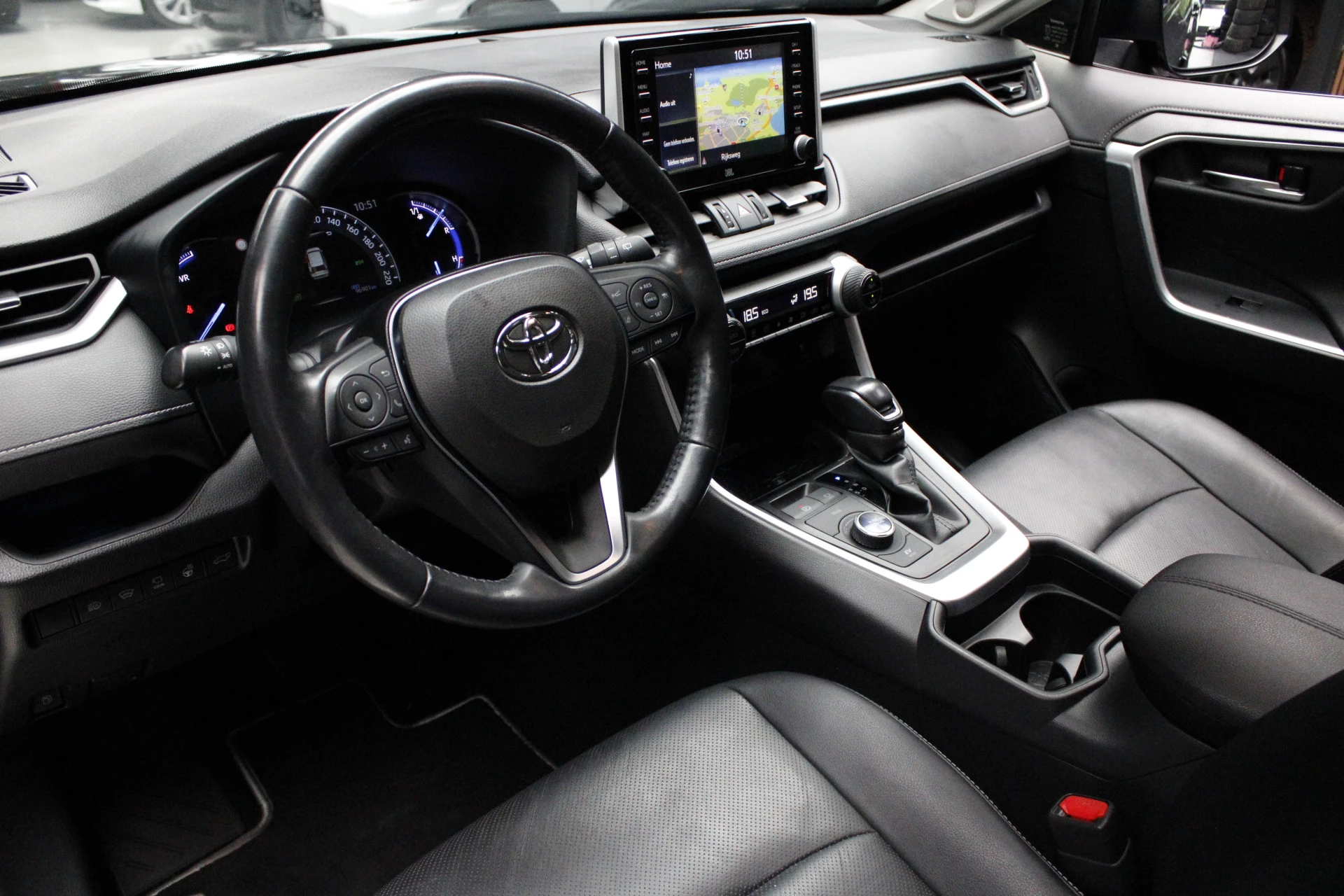 Hoofdafbeelding Toyota RAV4
