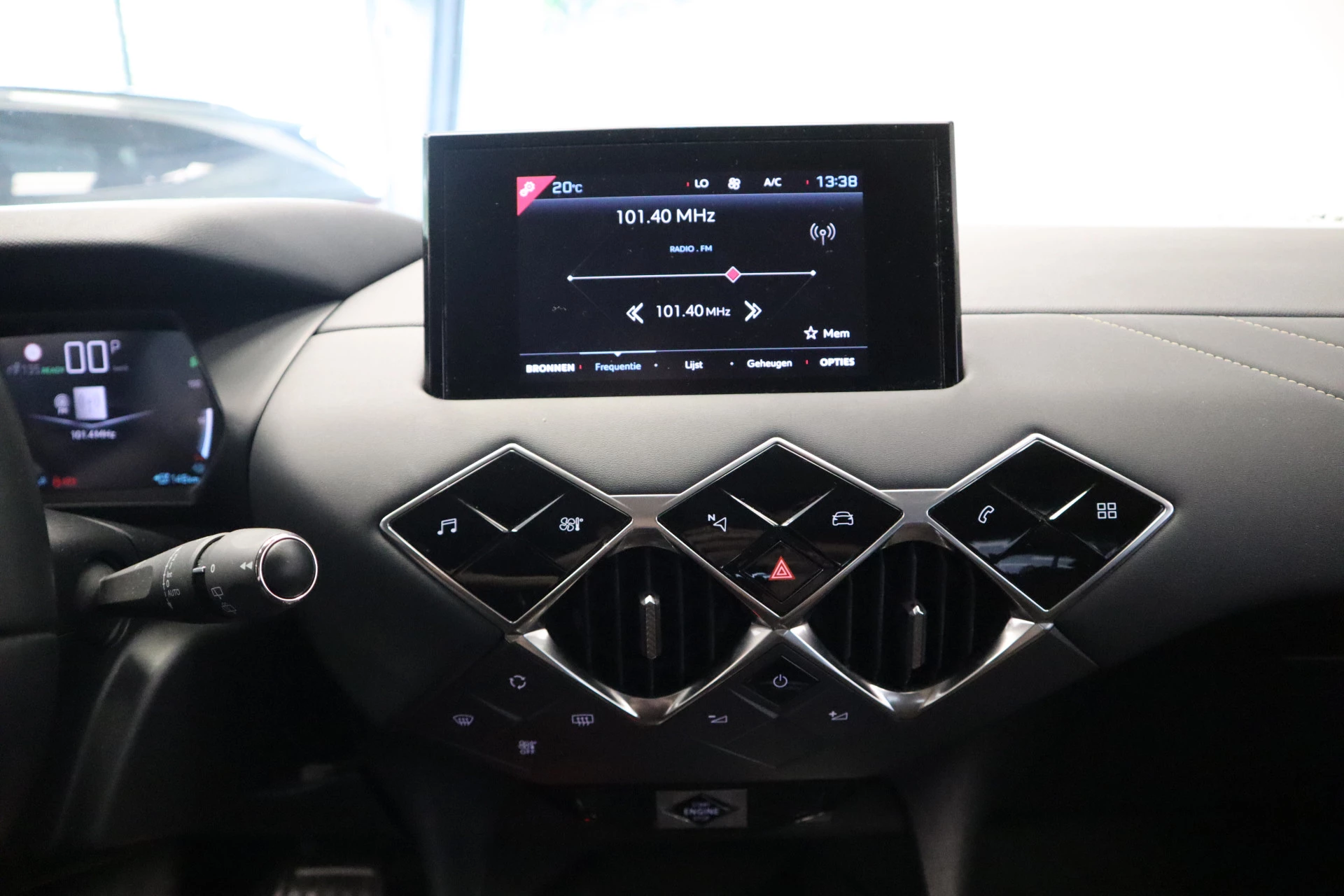 Hoofdafbeelding DS DS 3