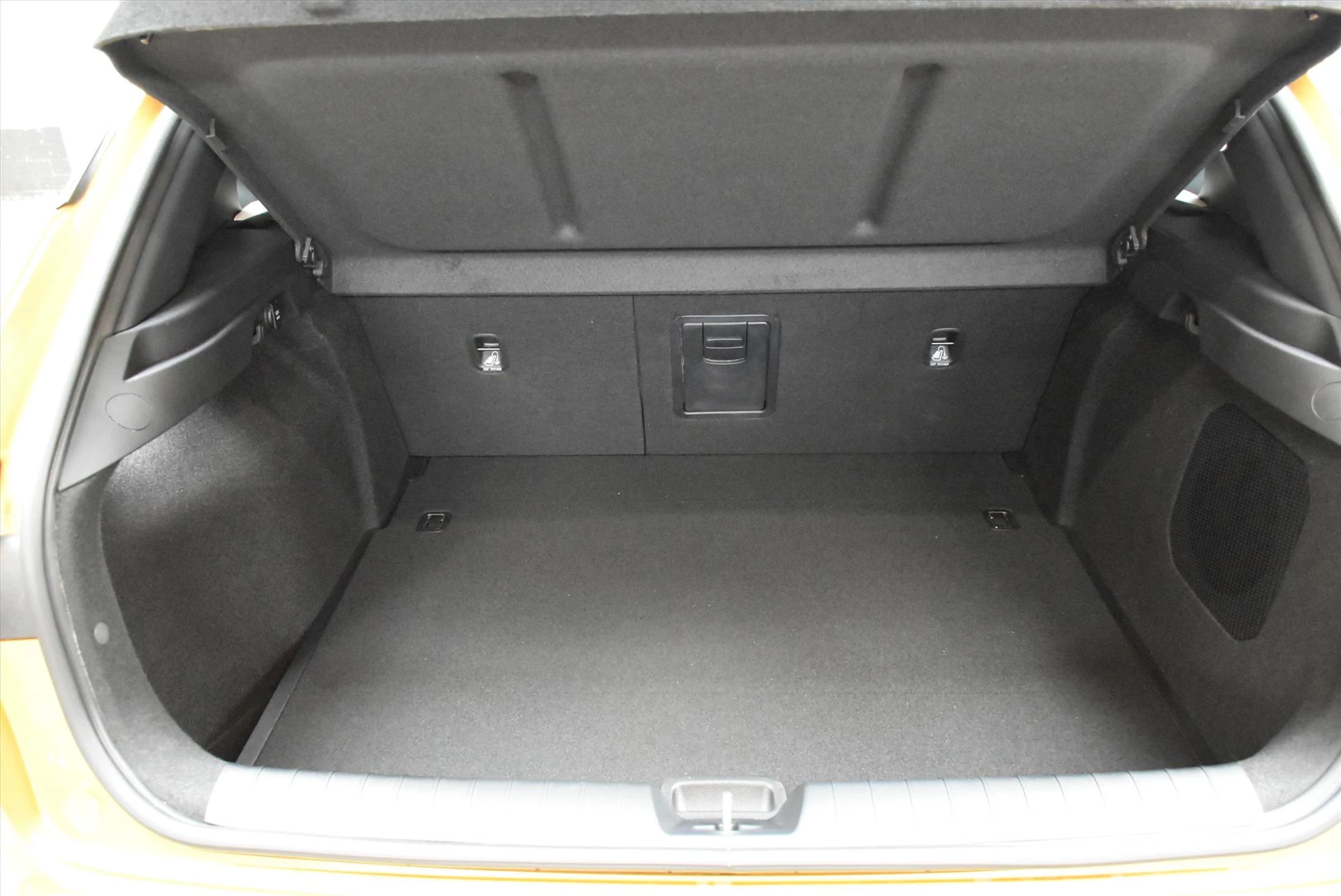 Hoofdafbeelding Kia K4