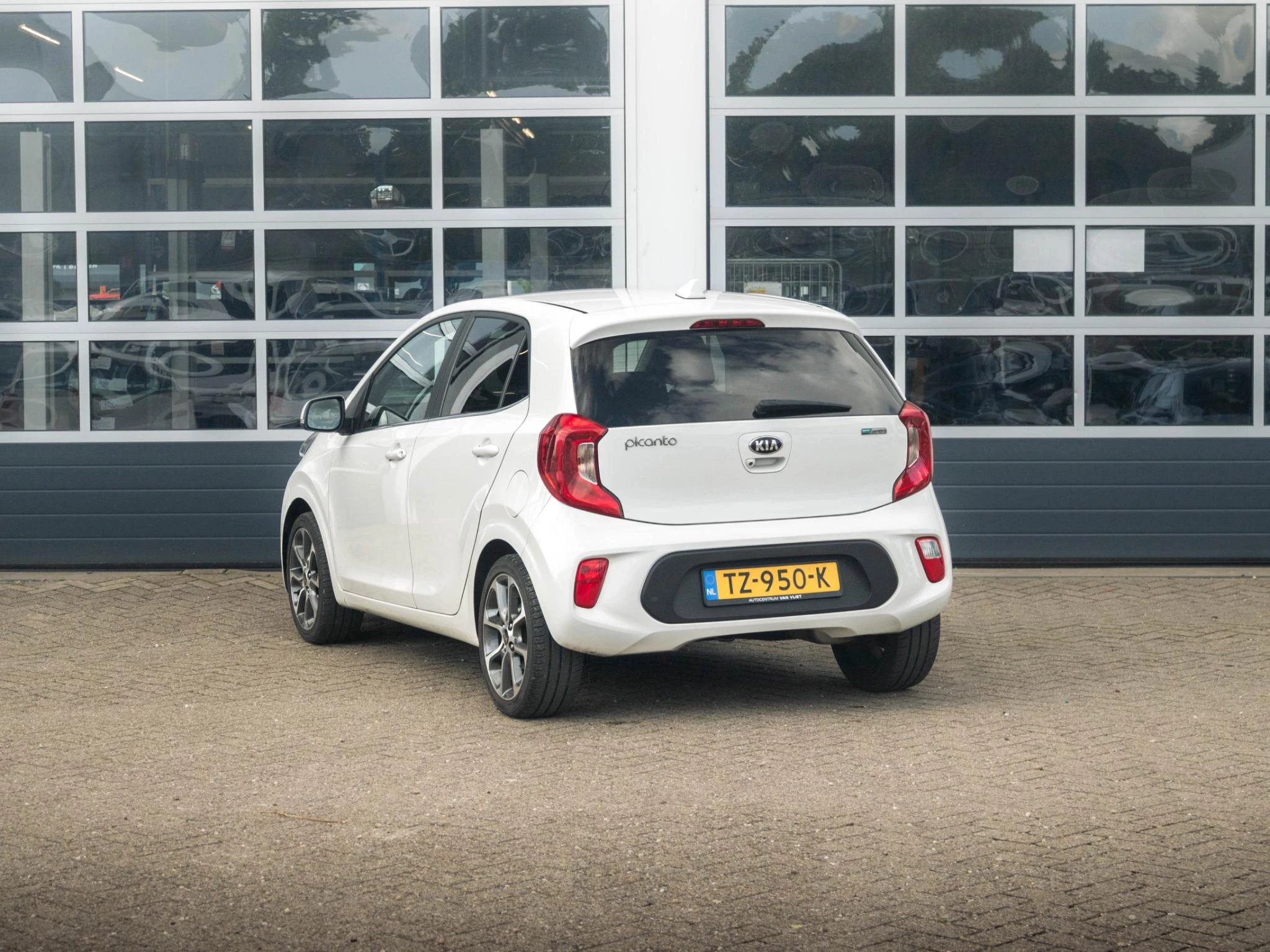 Hoofdafbeelding Kia Picanto