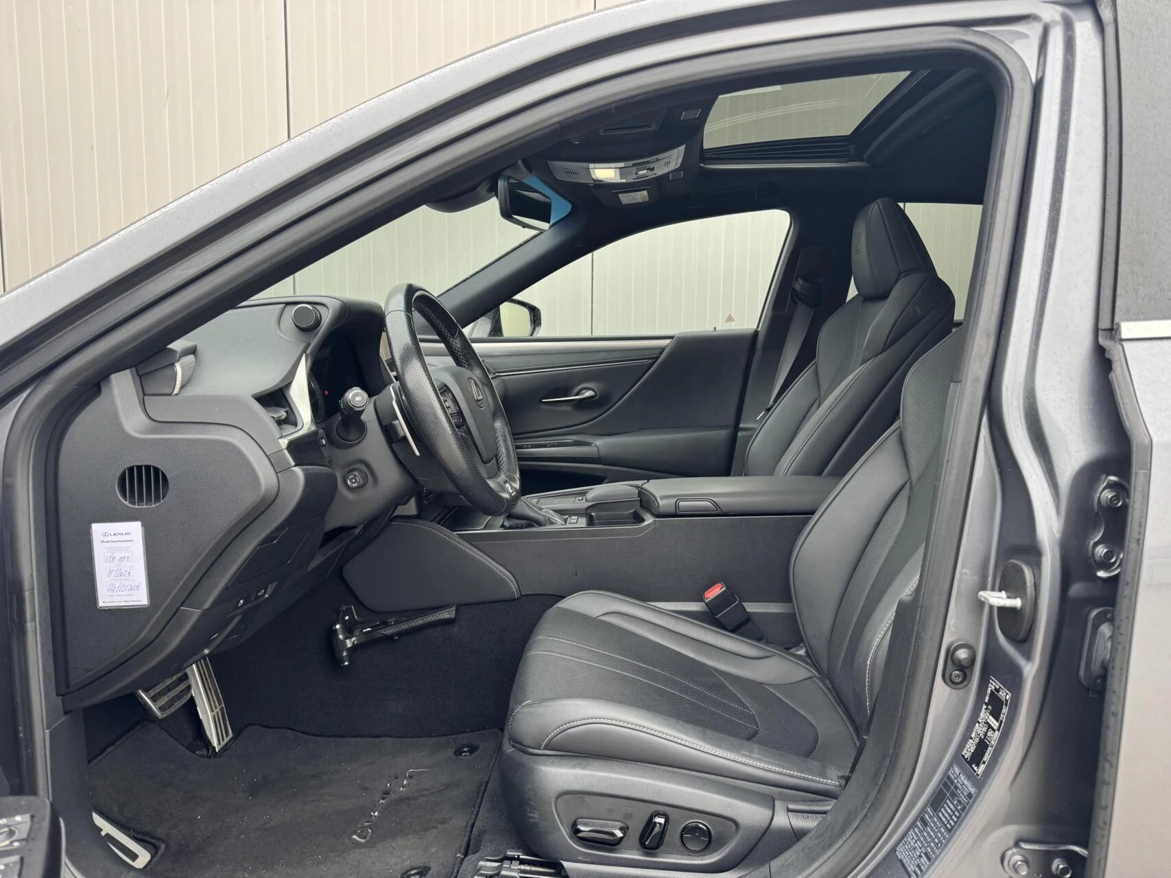 Hoofdafbeelding Lexus ES