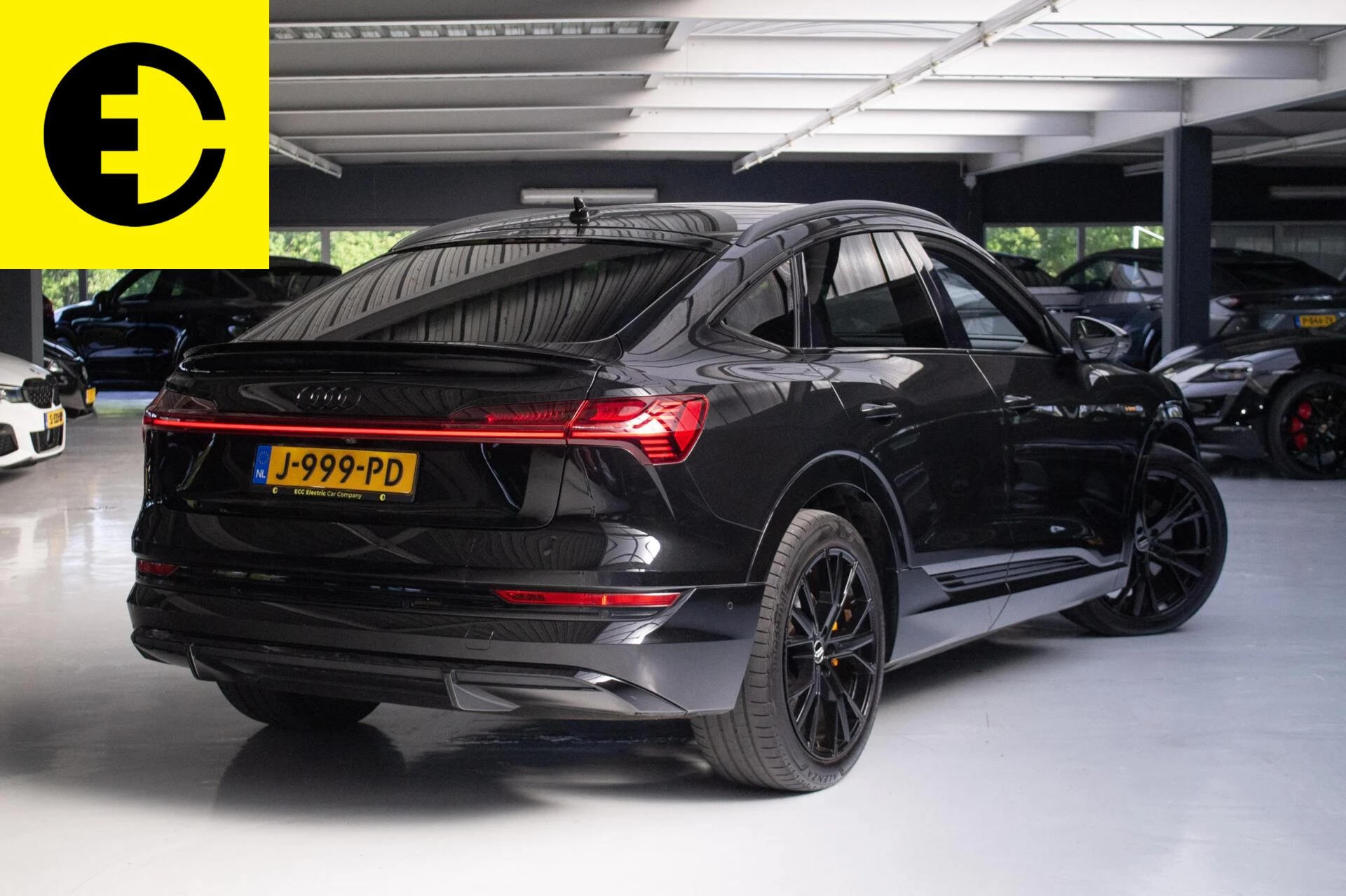 Hoofdafbeelding Audi e-tron