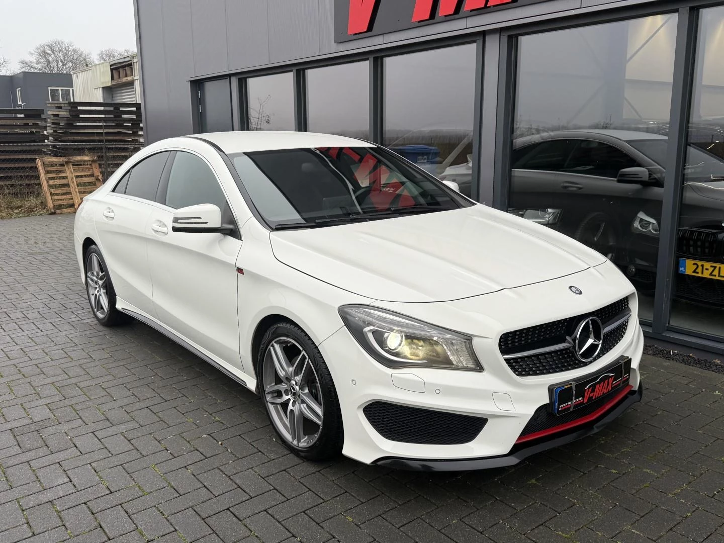 Hoofdafbeelding Mercedes-Benz CLA