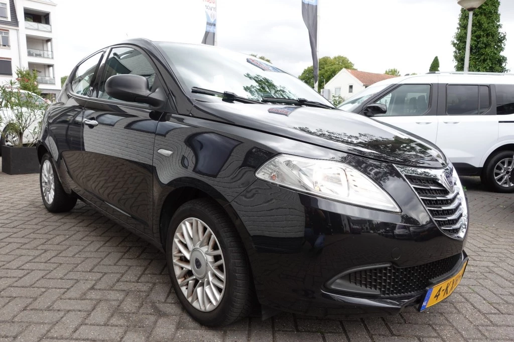 Hoofdafbeelding Lancia Ypsilon
