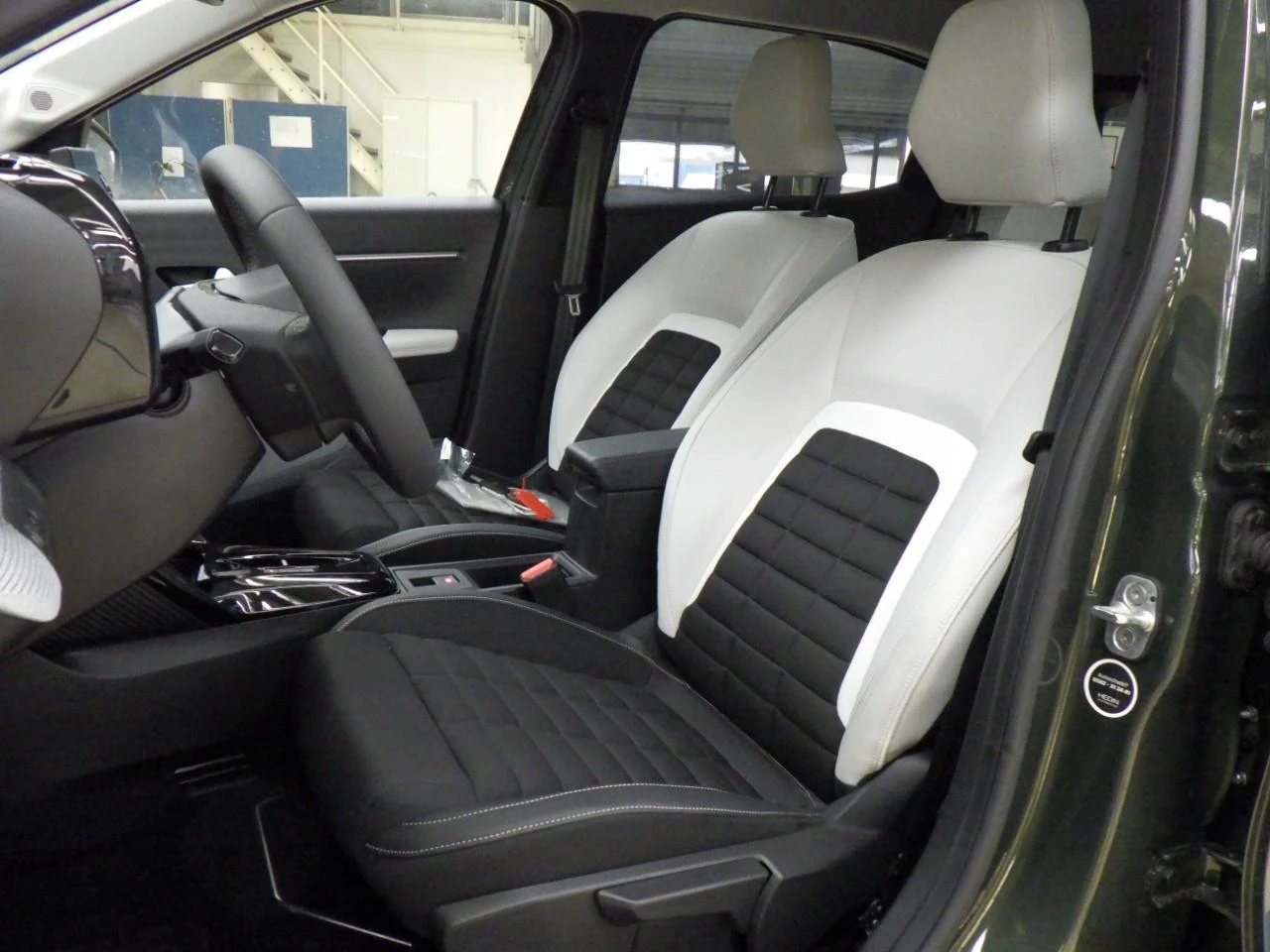 Hoofdafbeelding Citroën ë-C3 Aircross