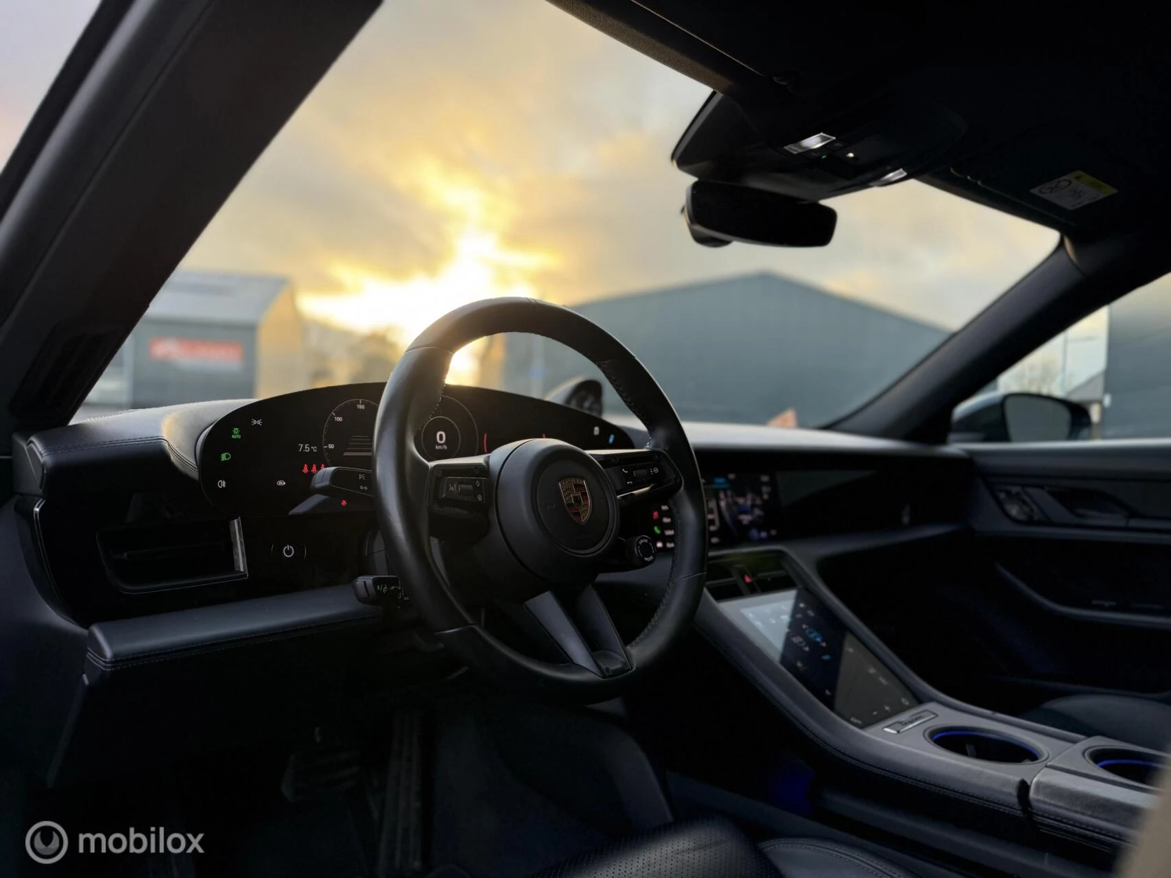 Hoofdafbeelding Porsche Taycan