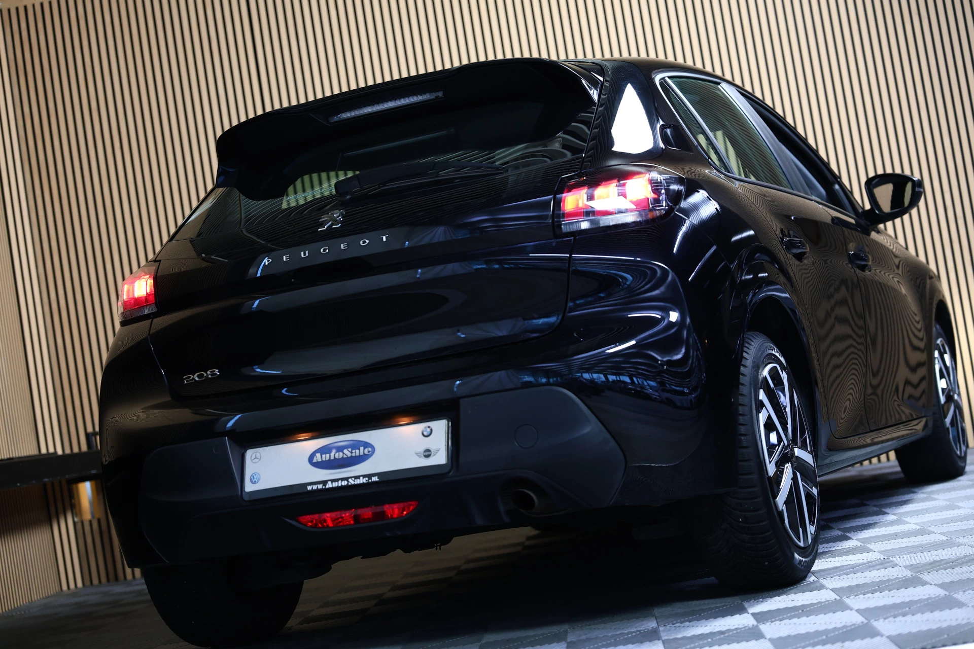 Hoofdafbeelding Peugeot 208