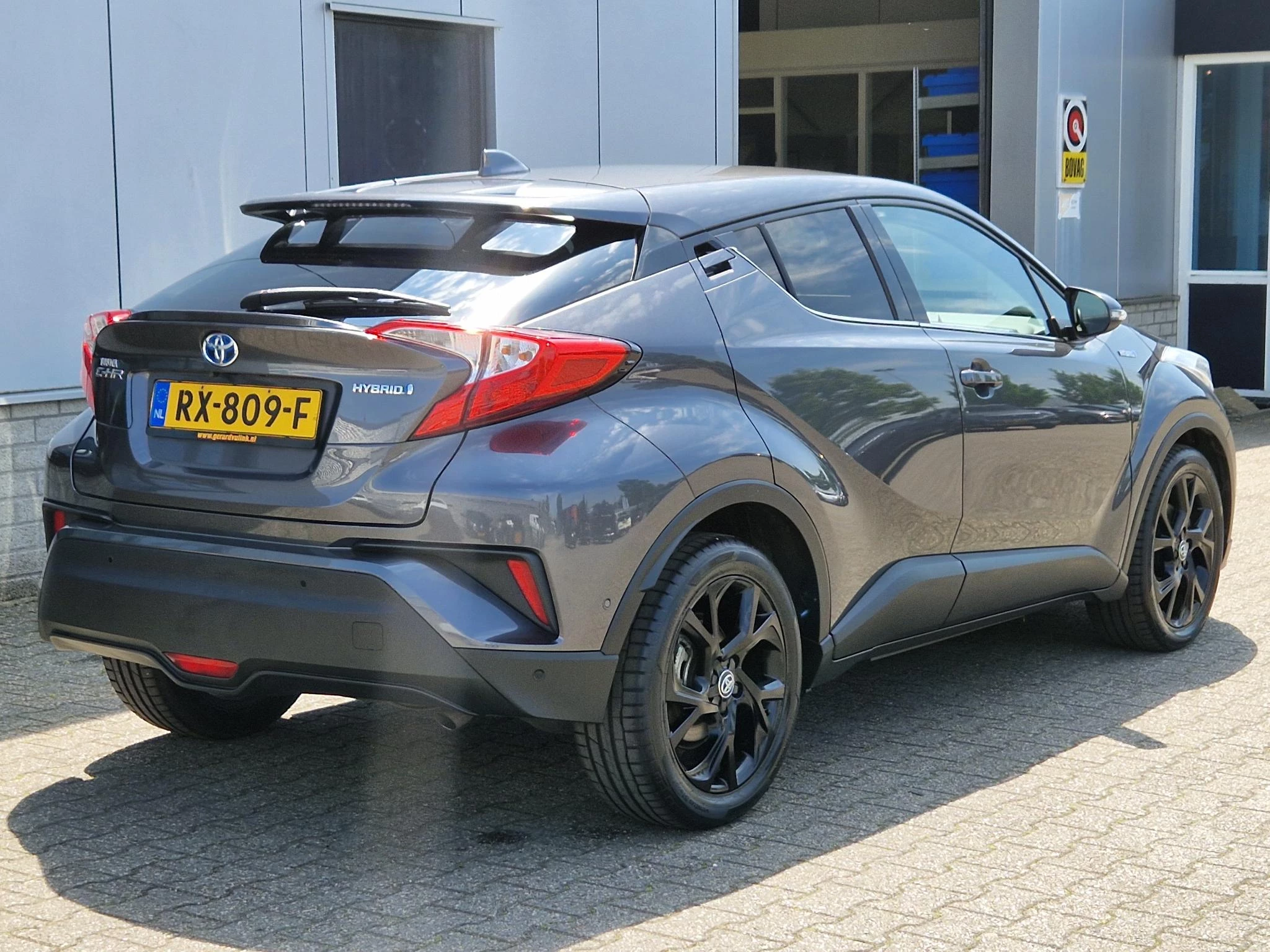 Hoofdafbeelding Toyota C-HR