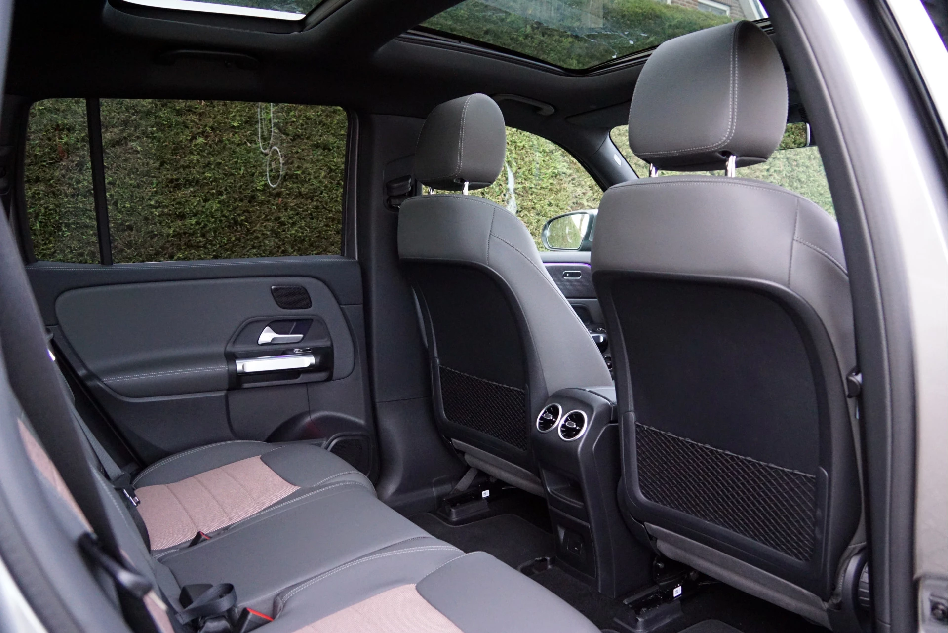 Hoofdafbeelding Mercedes-Benz EQB
