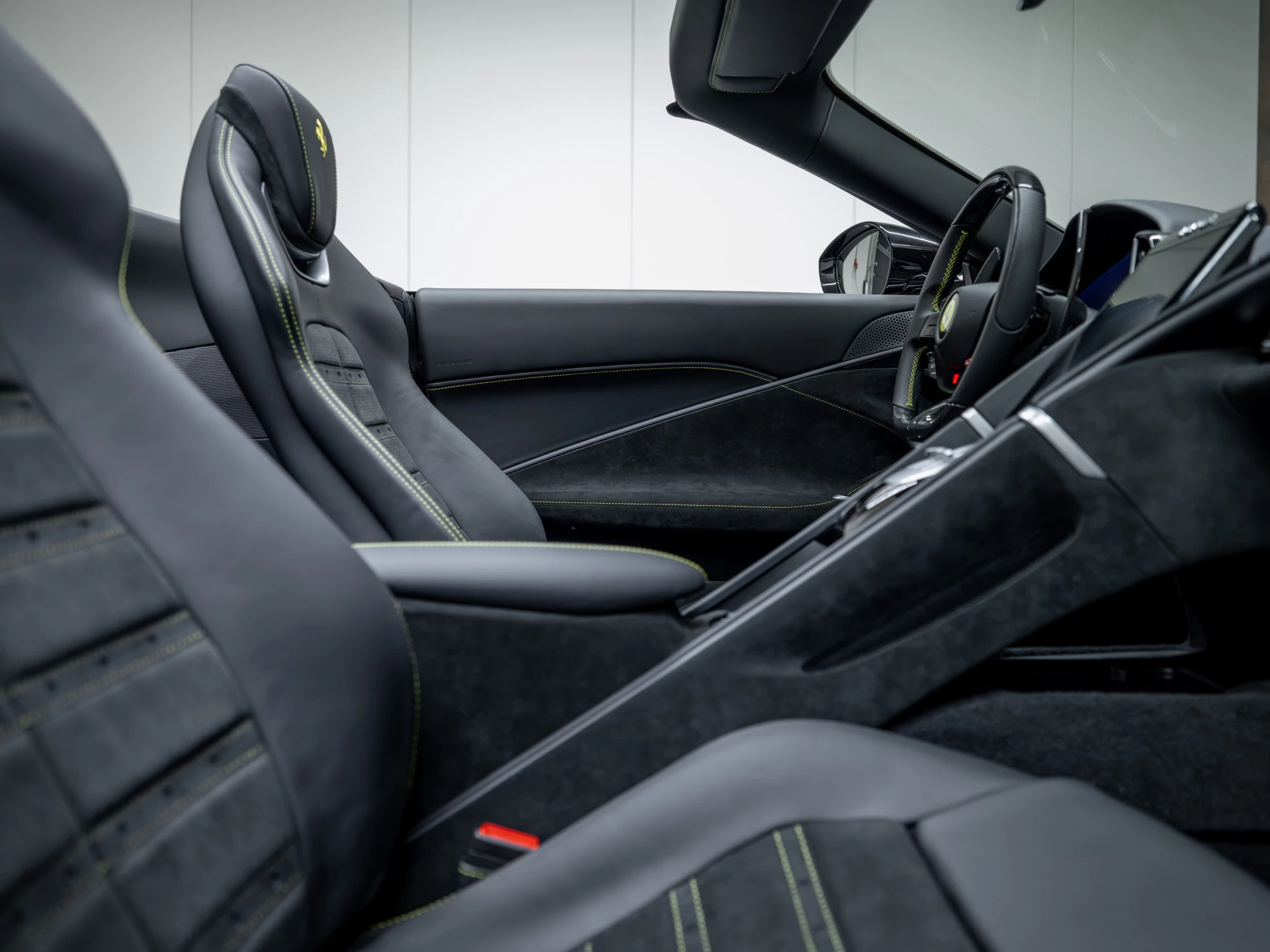 Hoofdafbeelding Ferrari Roma