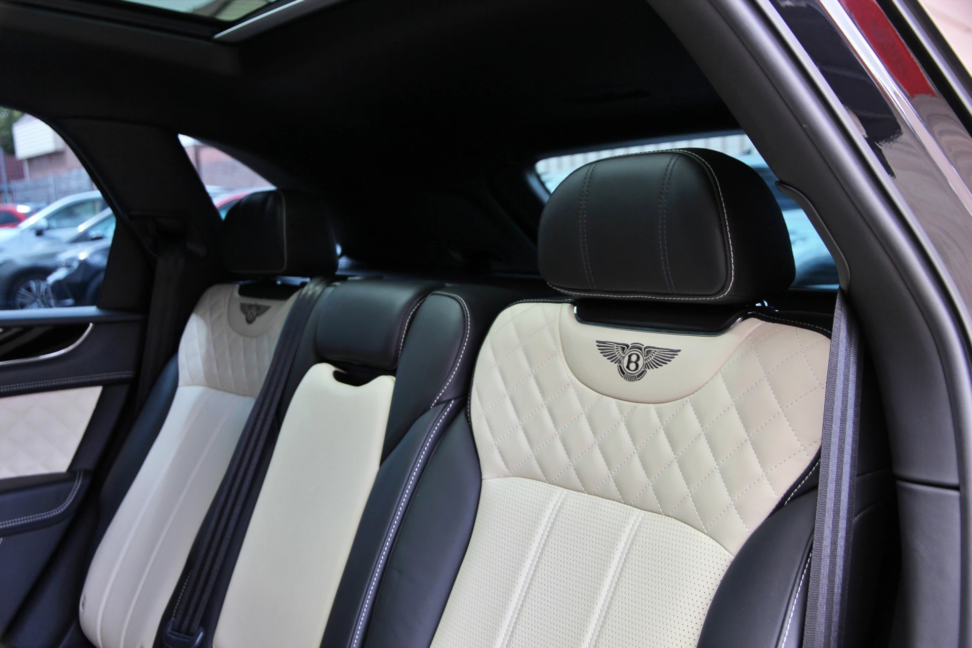 Hoofdafbeelding Bentley Bentayga