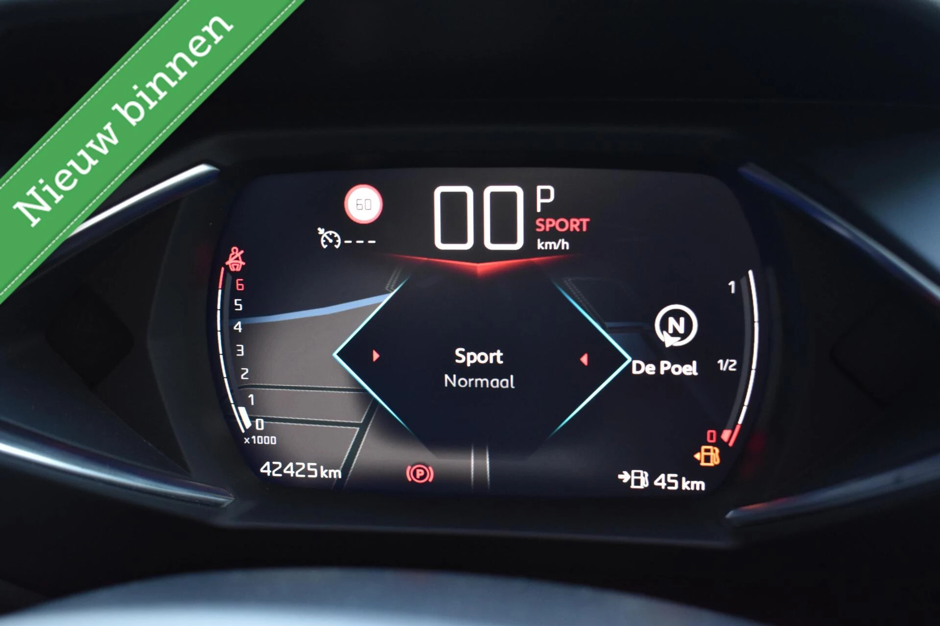 Hoofdafbeelding DS DS 3