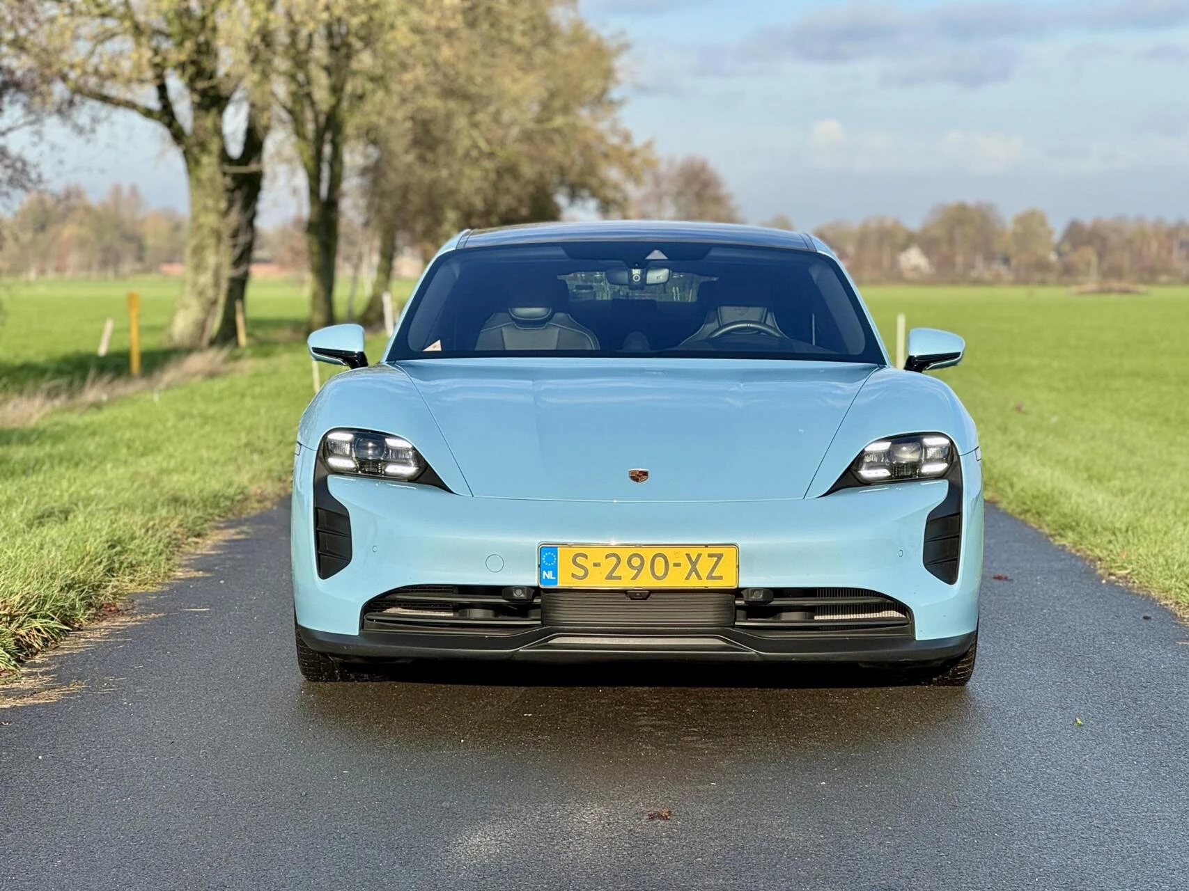 Hoofdafbeelding Porsche Taycan