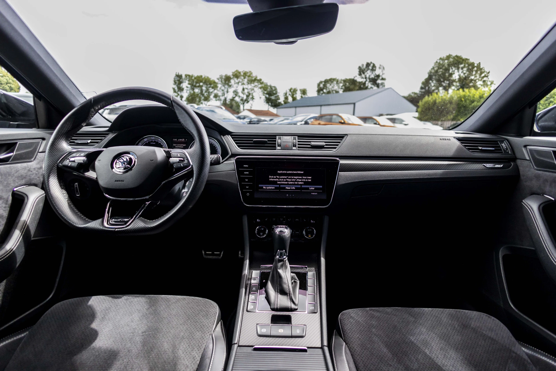 Hoofdafbeelding Škoda Superb