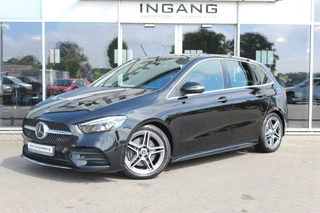 Mercedes-Benz B-Klasse 220 4MATIC AMG | Trekhaak | Distronic | Pano