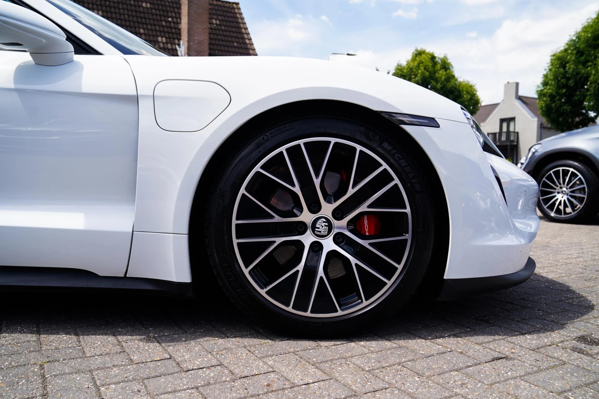 Hoofdafbeelding Porsche Taycan