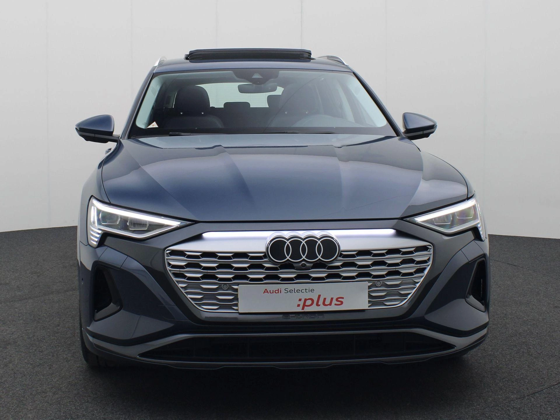 Hoofdafbeelding Audi Q8 e-tron