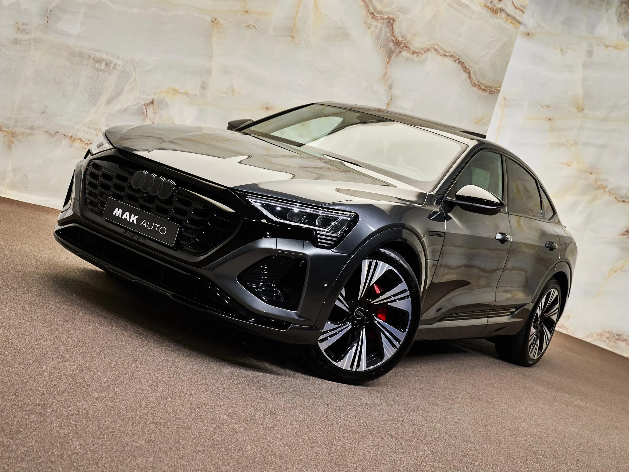 Hoofdafbeelding Audi Q8 Sportback e-tron