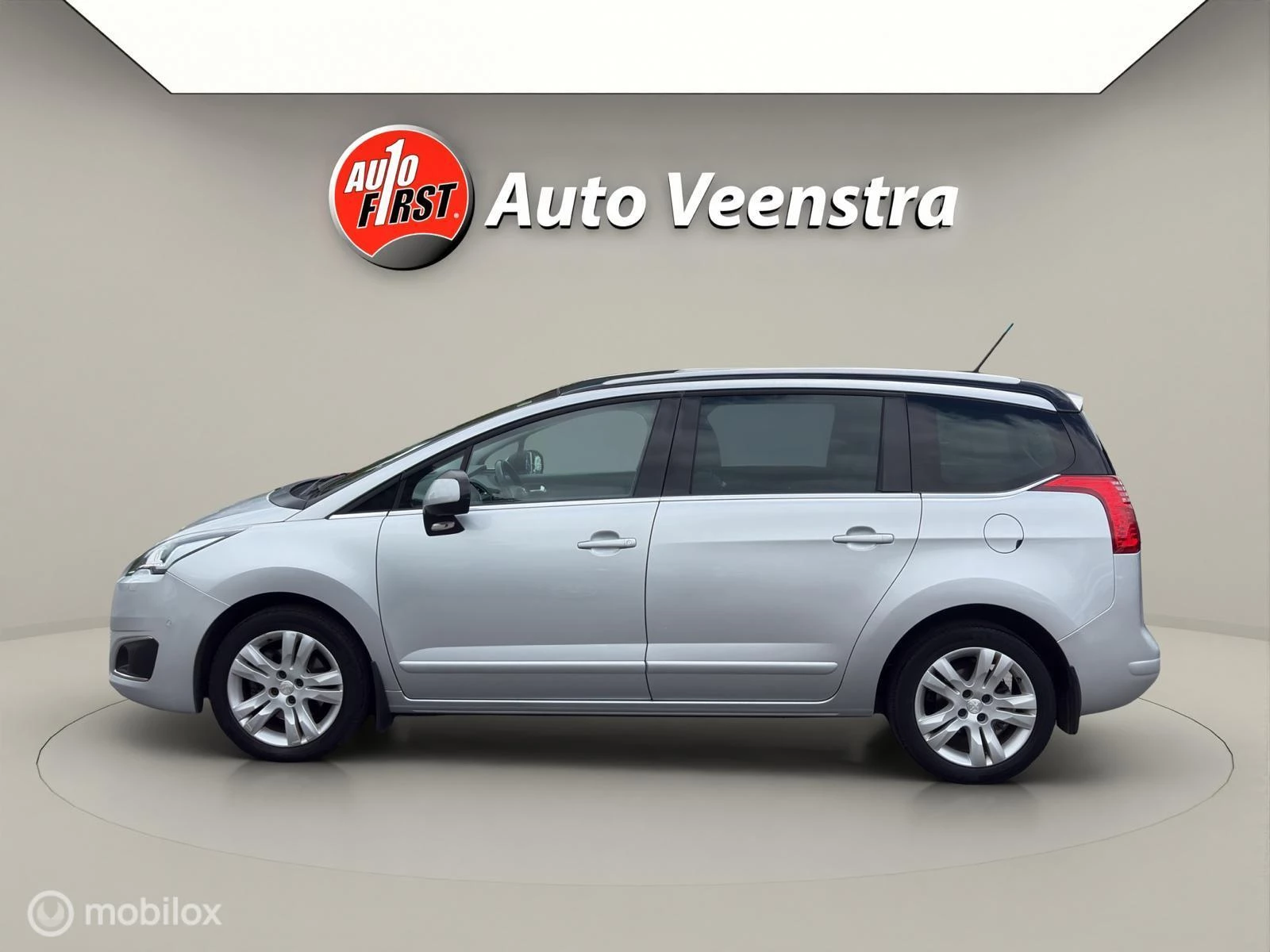 Hoofdafbeelding Peugeot 5008