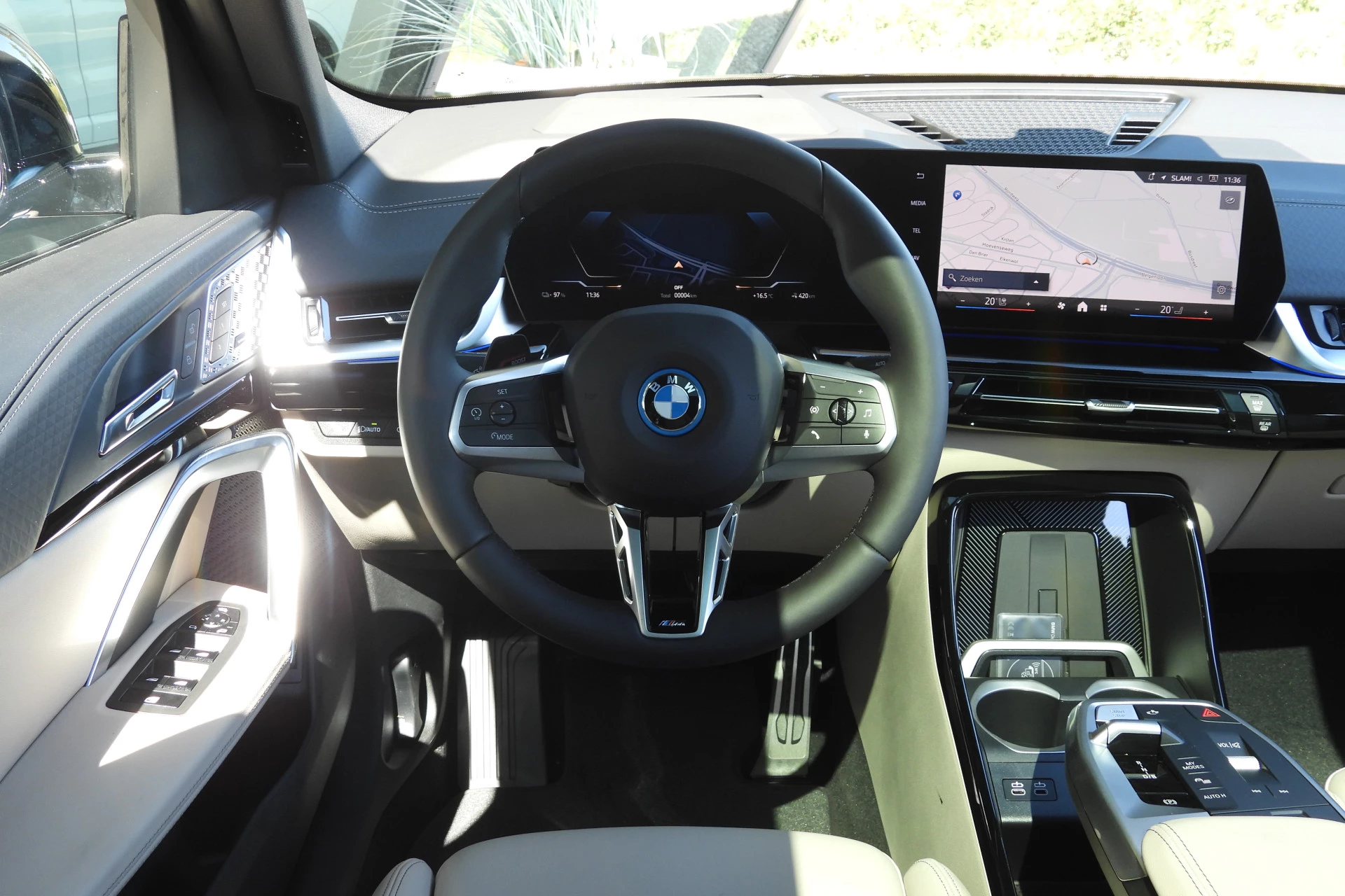 Hoofdafbeelding BMW iX2