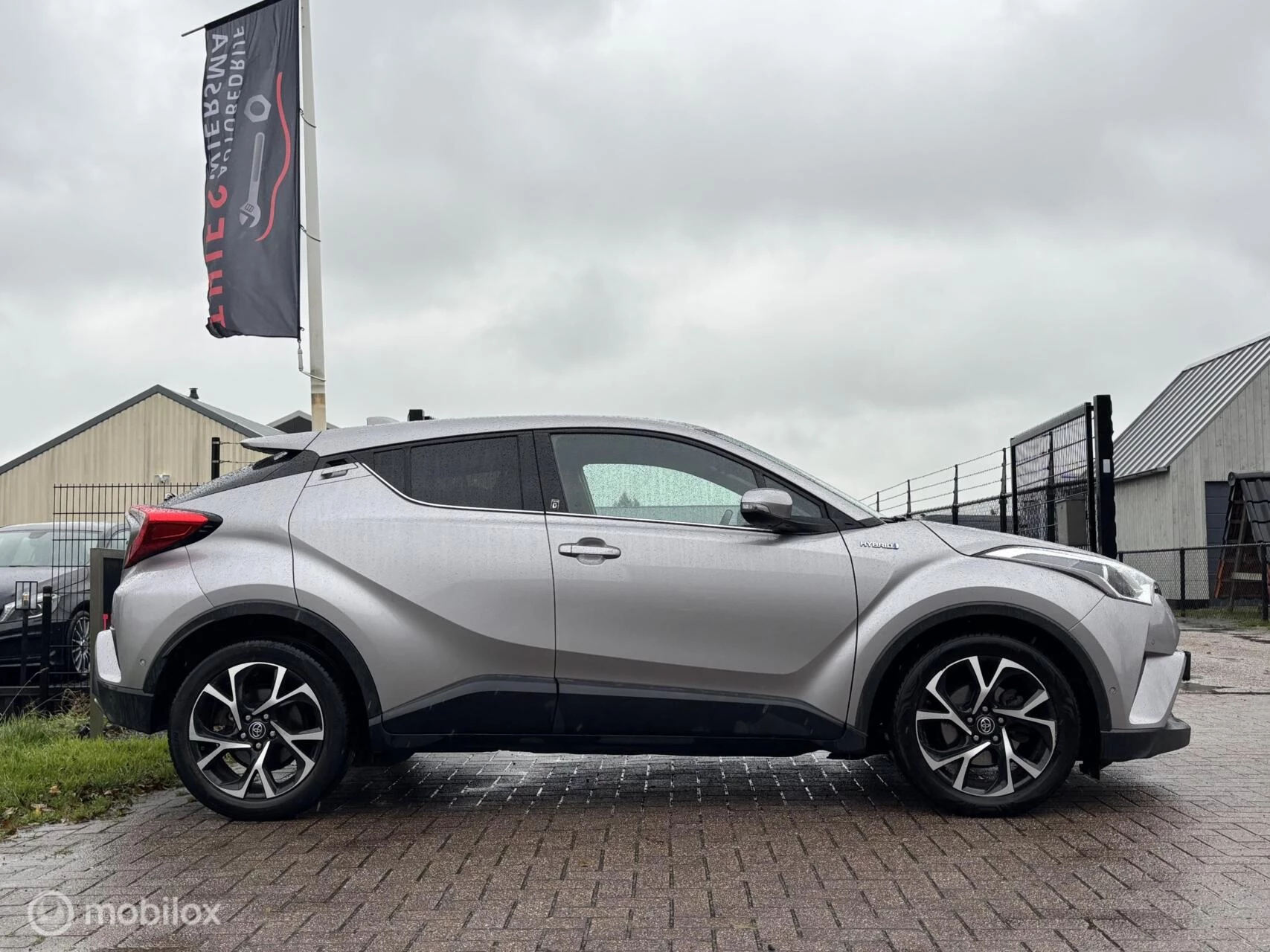 Hoofdafbeelding Toyota C-HR