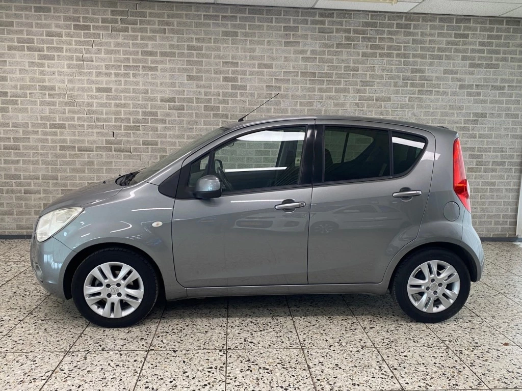 Hoofdafbeelding Opel Agila