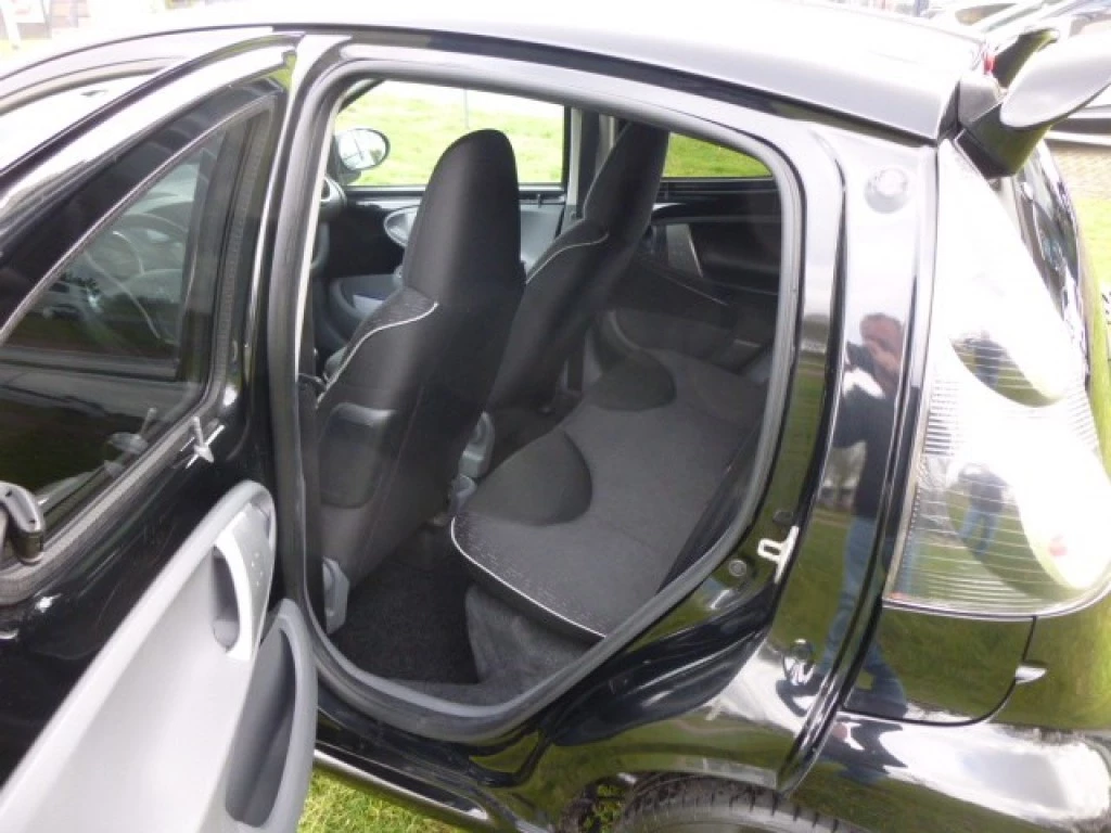 Hoofdafbeelding Peugeot 107