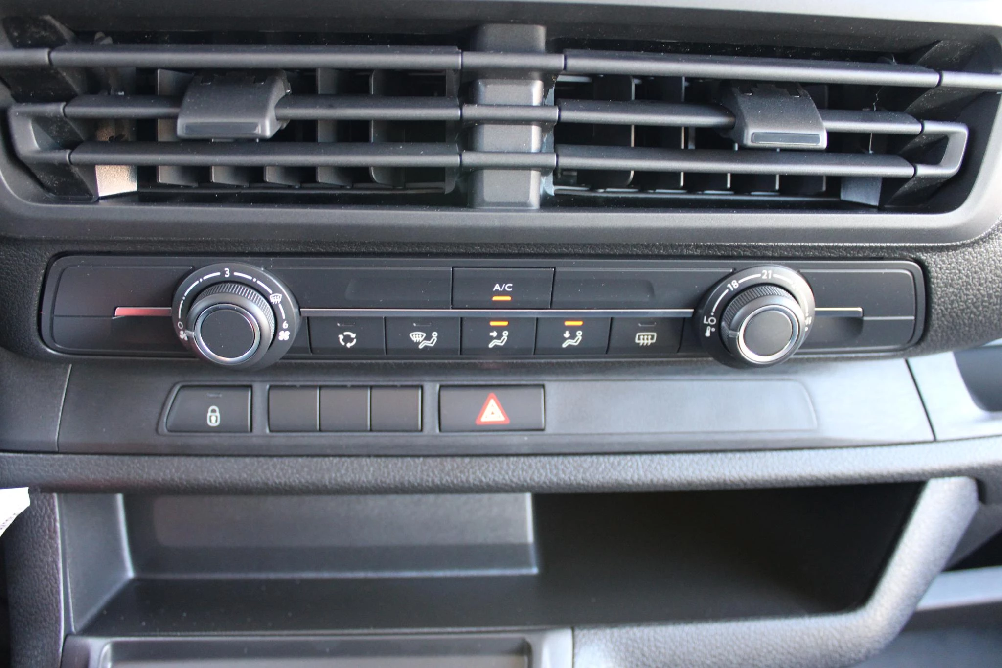 Hoofdafbeelding Opel Vivaro-e