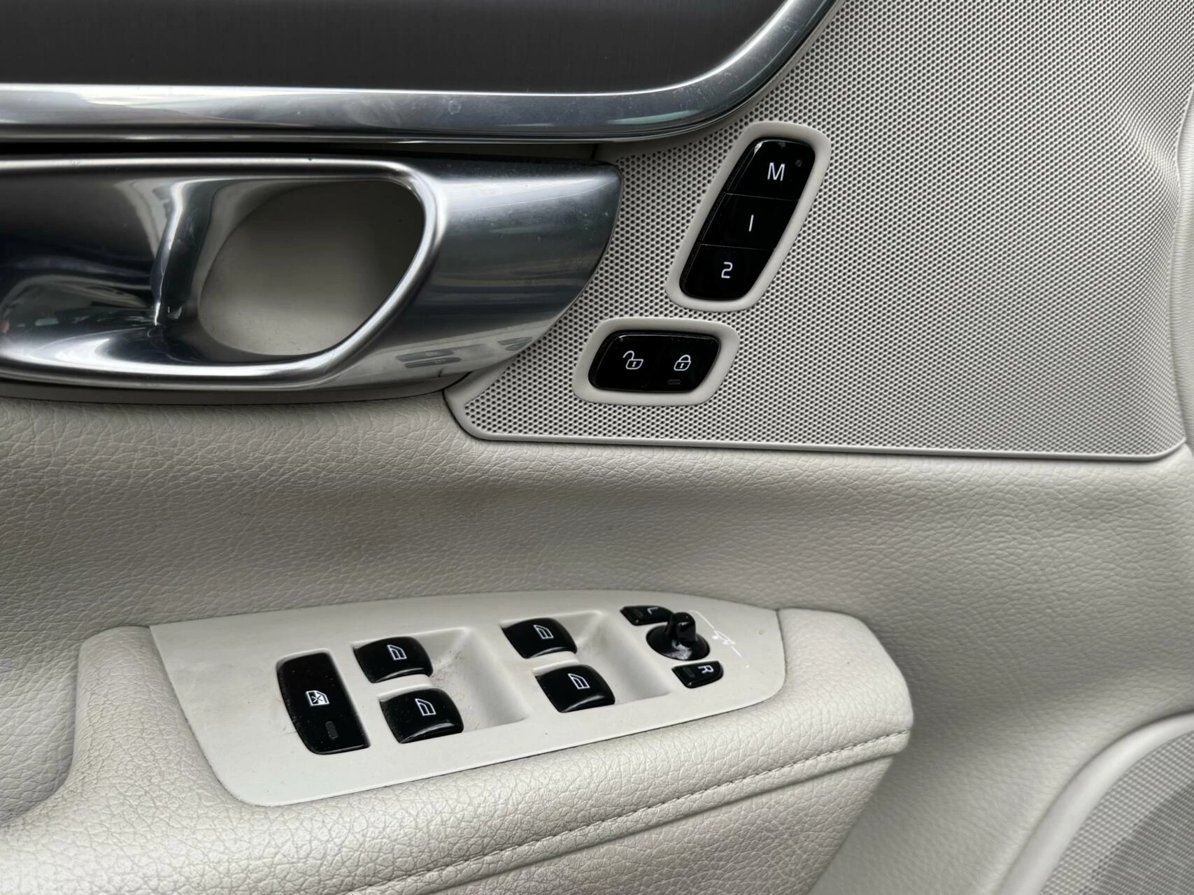 Hoofdafbeelding Volvo S90
