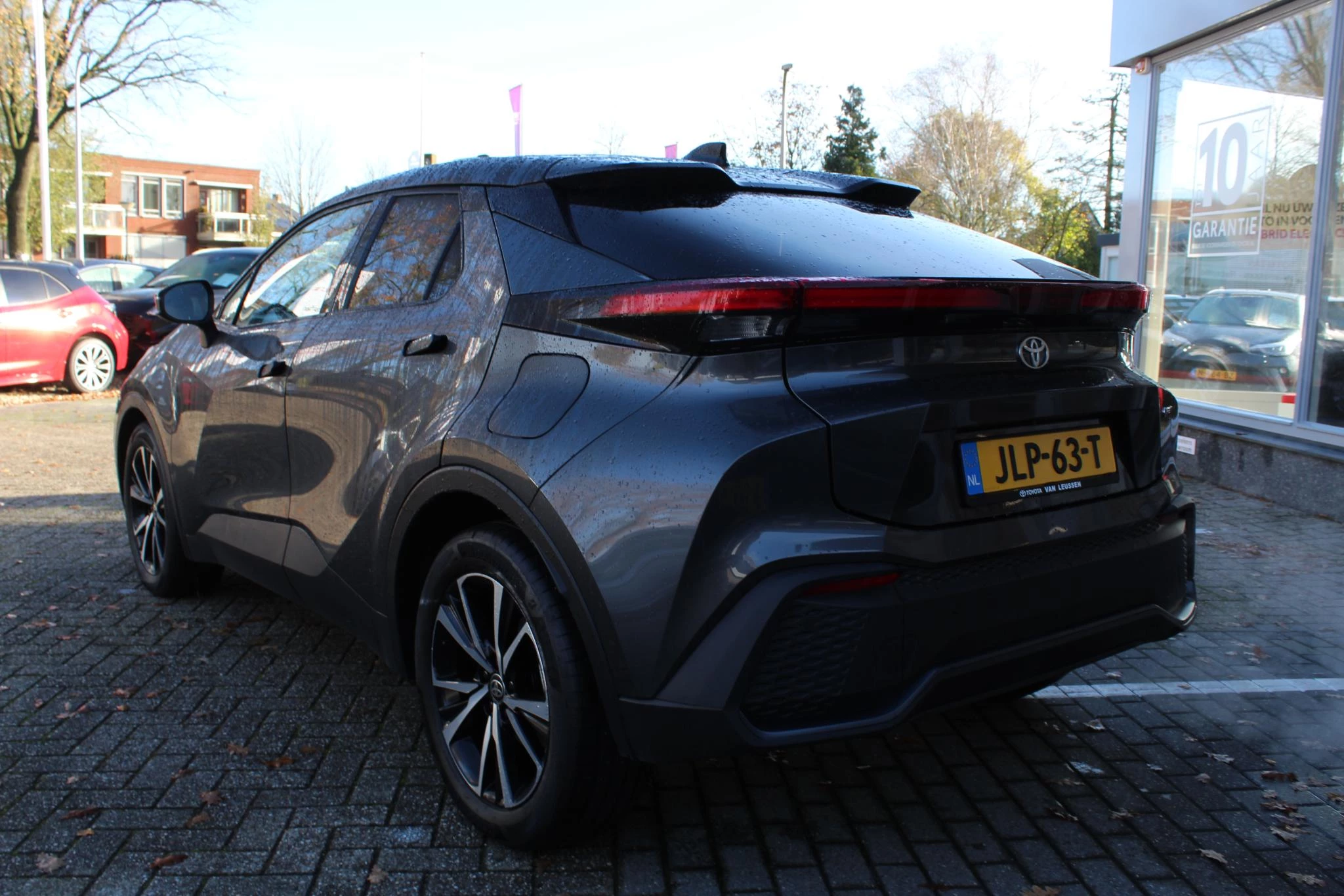 Hoofdafbeelding Toyota C-HR
