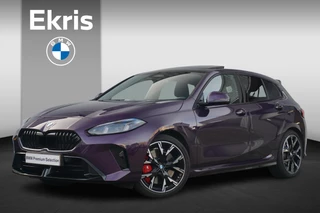 Hoofdafbeelding BMW 1 Serie BMW 1 Serie 5-deurs 120 M Sportpakket Pro 19'' / Panoramadak / Harman Kardon / Driving Assistant Plus / Trekhaak