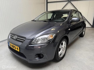 Kia pro_cee'd 1.4 CVVT X-tra